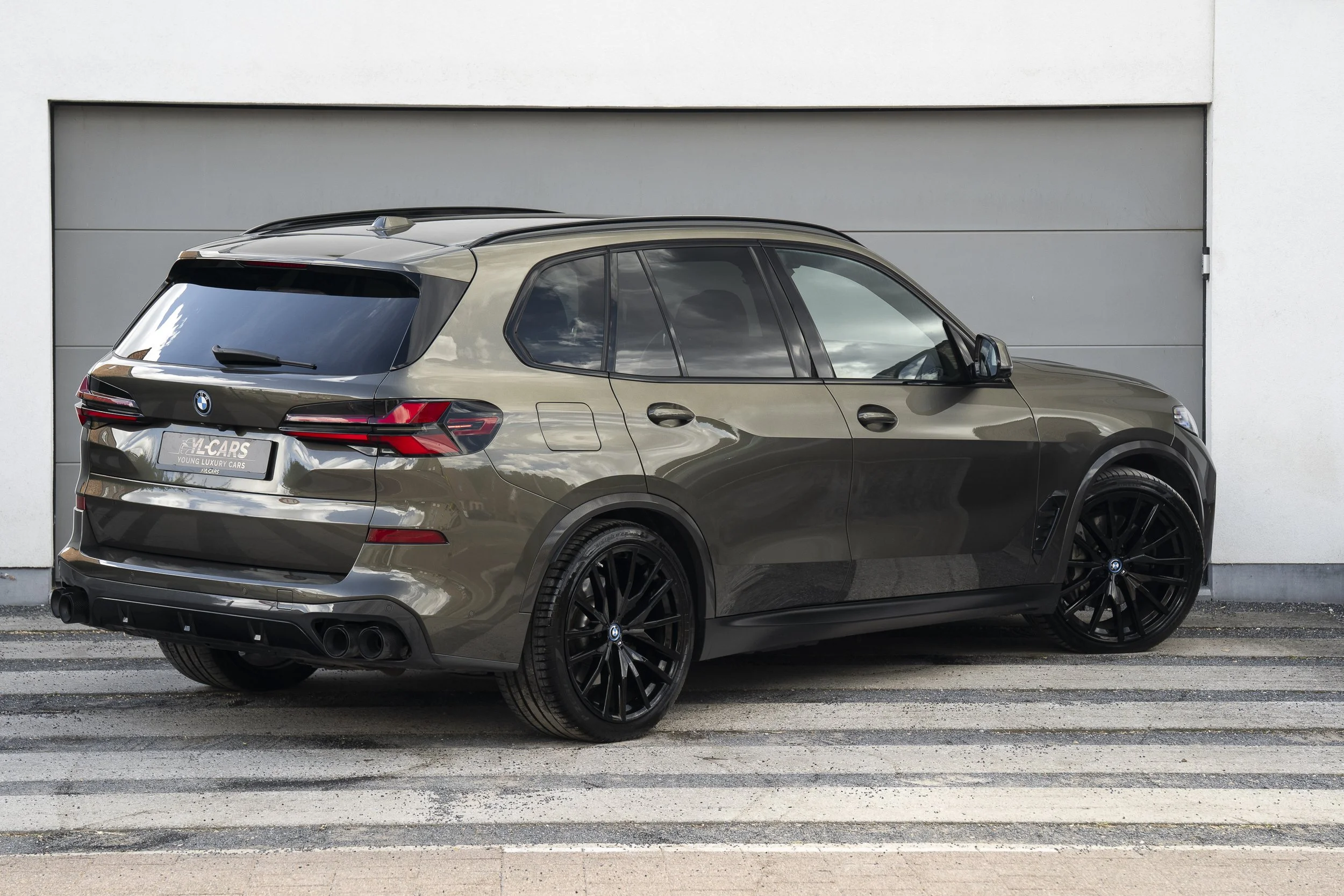 JDP-VISUALS-BMW-X5M-6.jpg