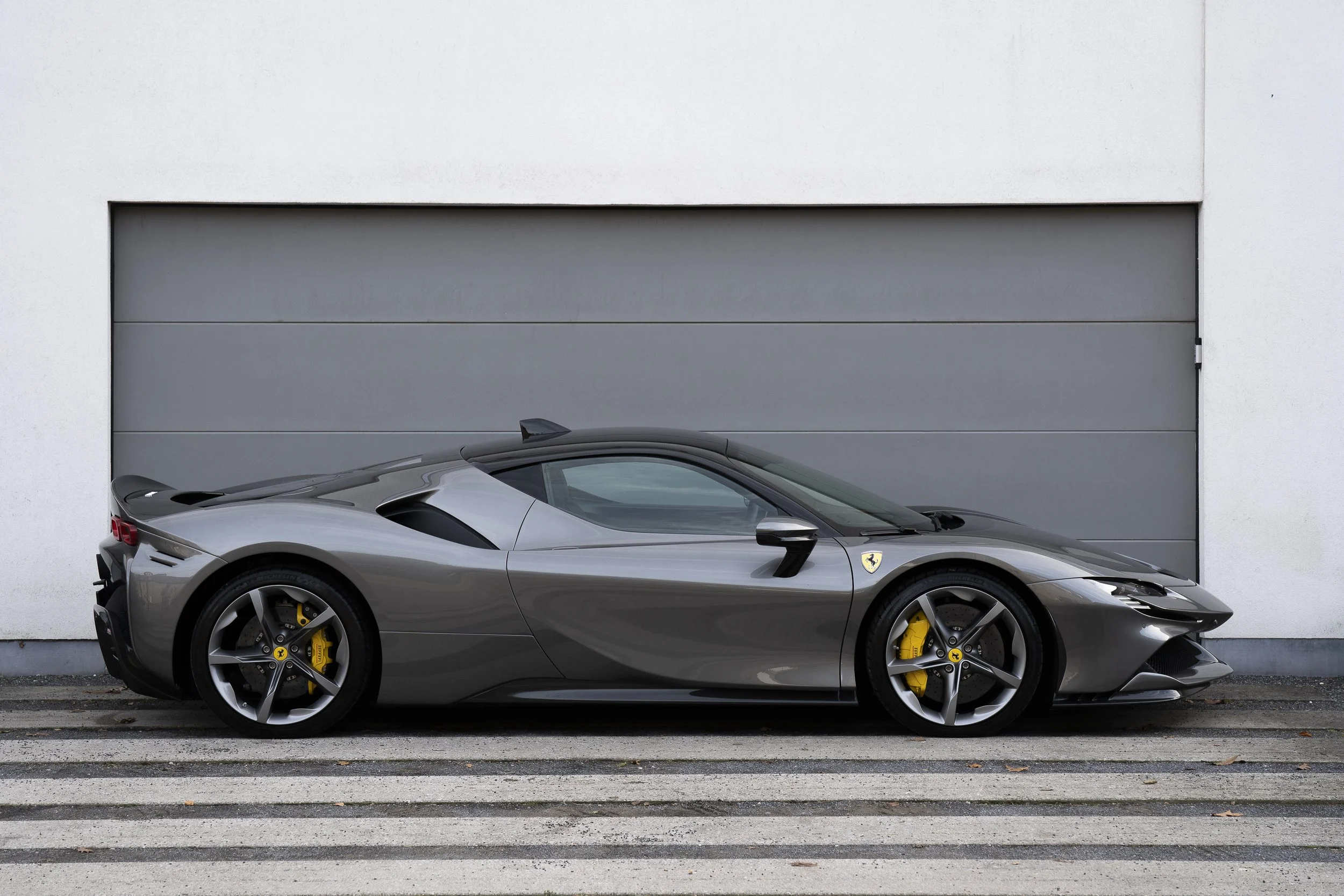 JDP-VISUALS-YLC-FERRARI-GREY-7.jpg