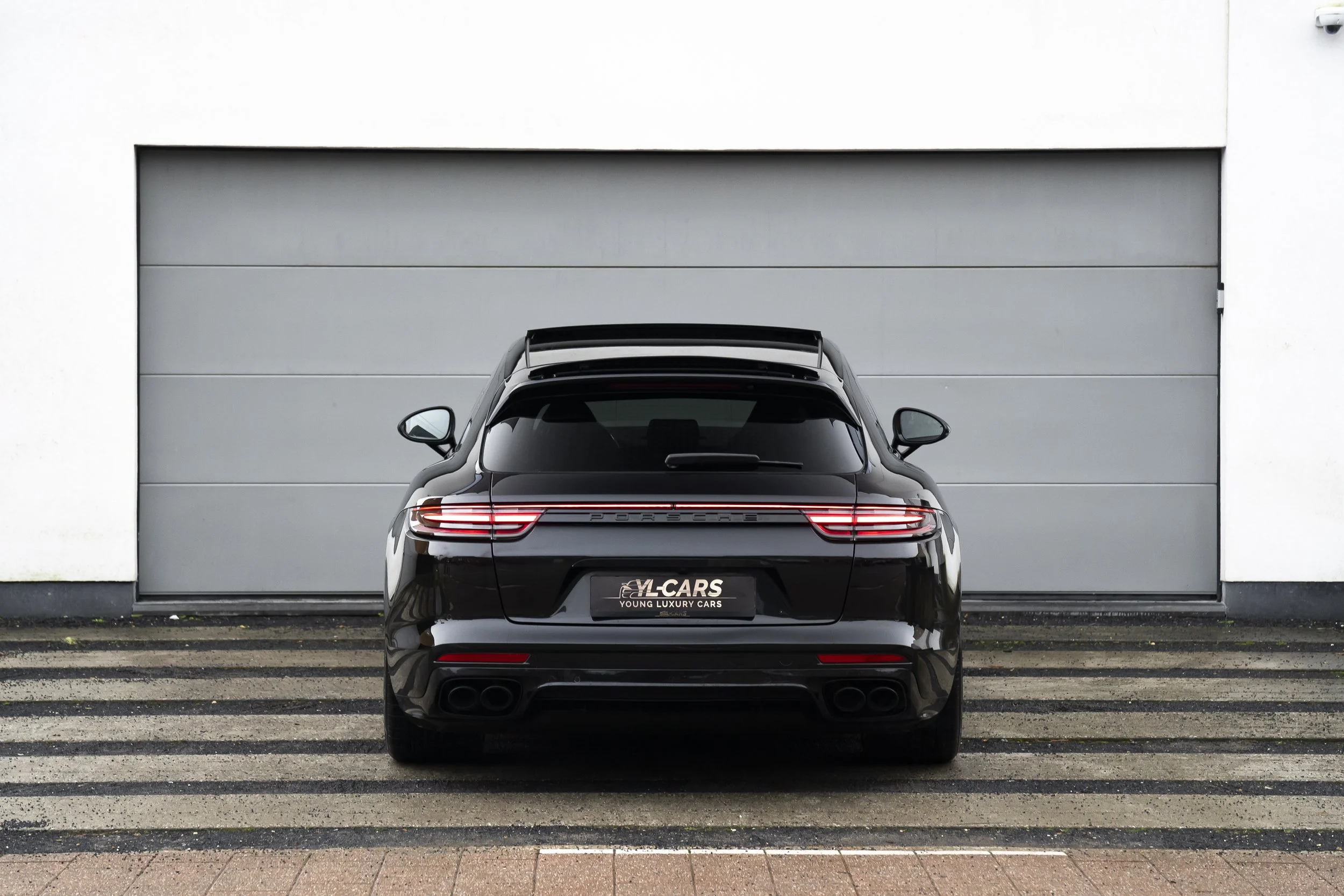 YLC-Porsche- Panamera-5.jpg