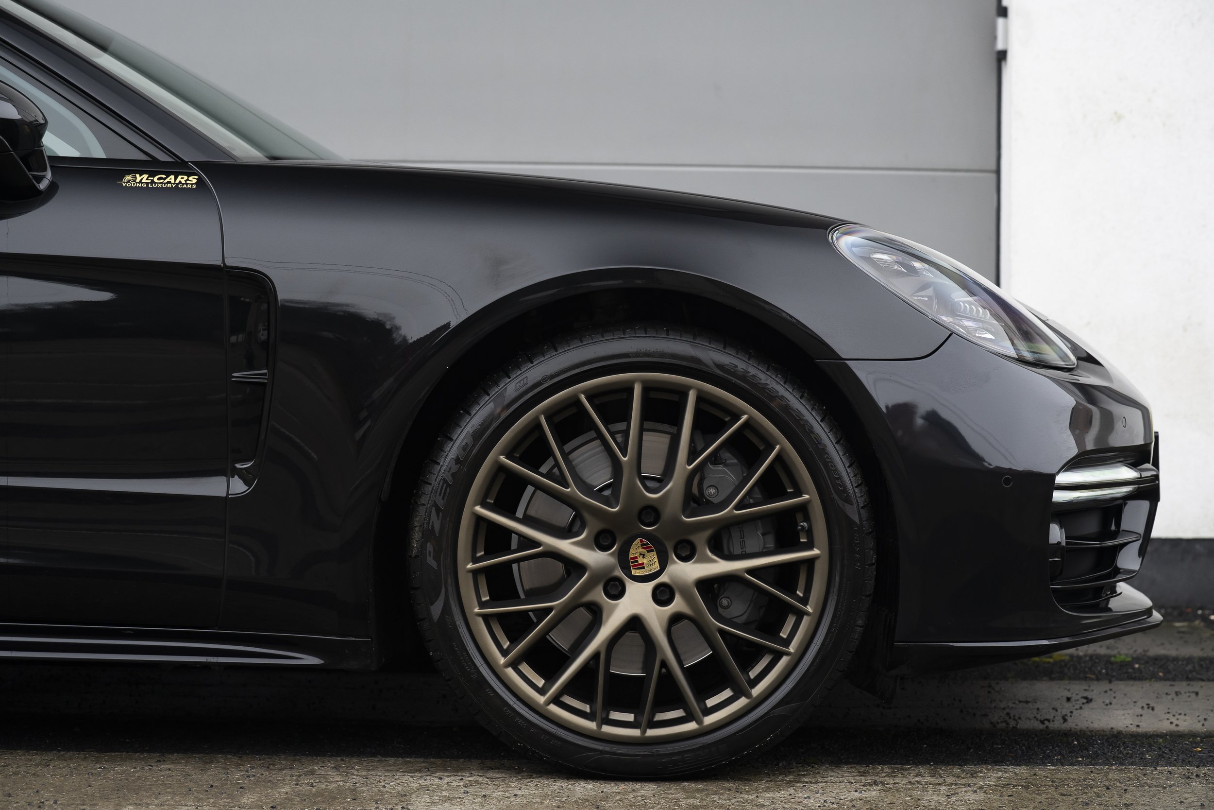 YLC-Porsche- Panamera-8.jpg