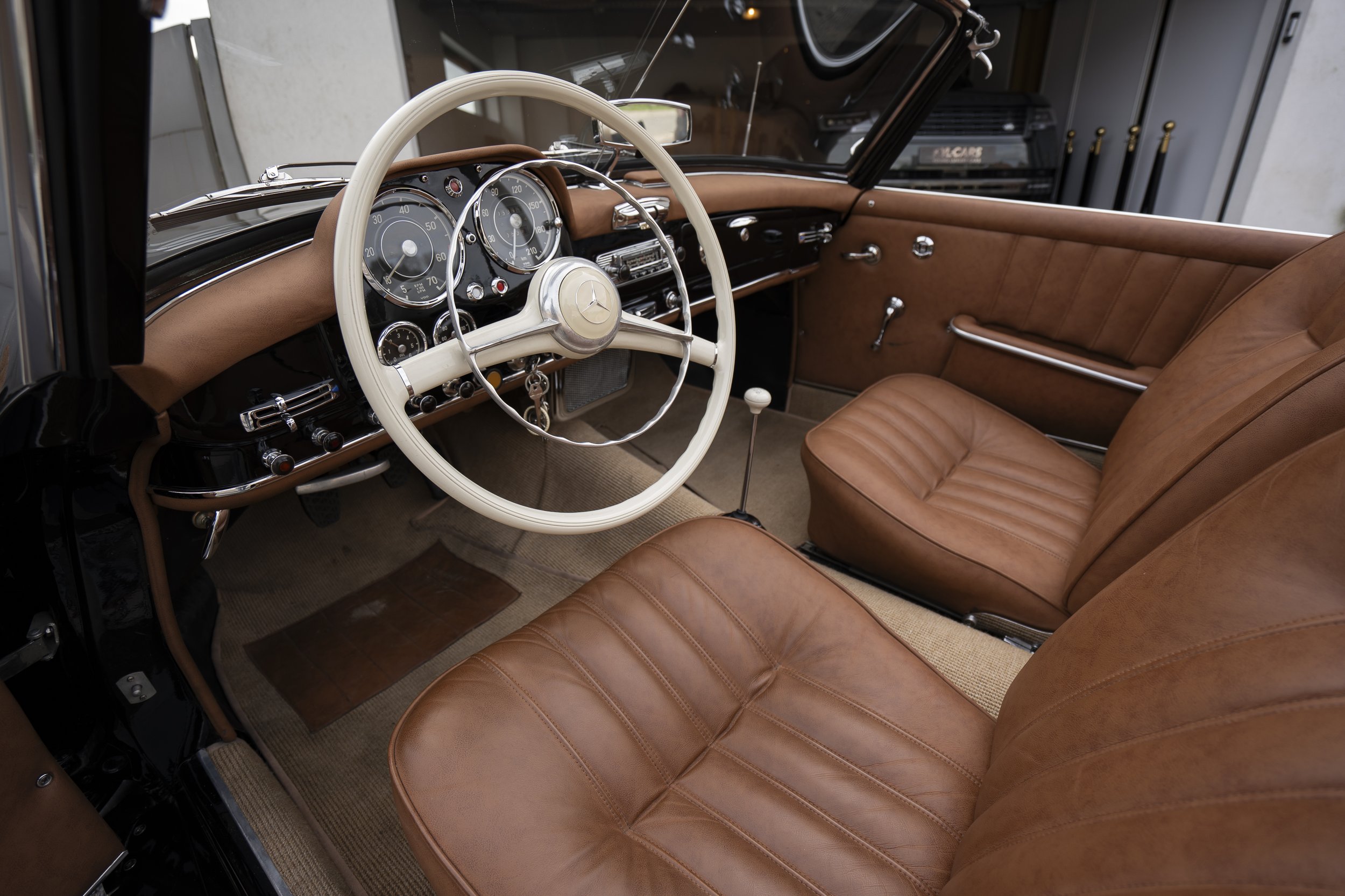 YLC-Mercedes-SL190-27.jpg