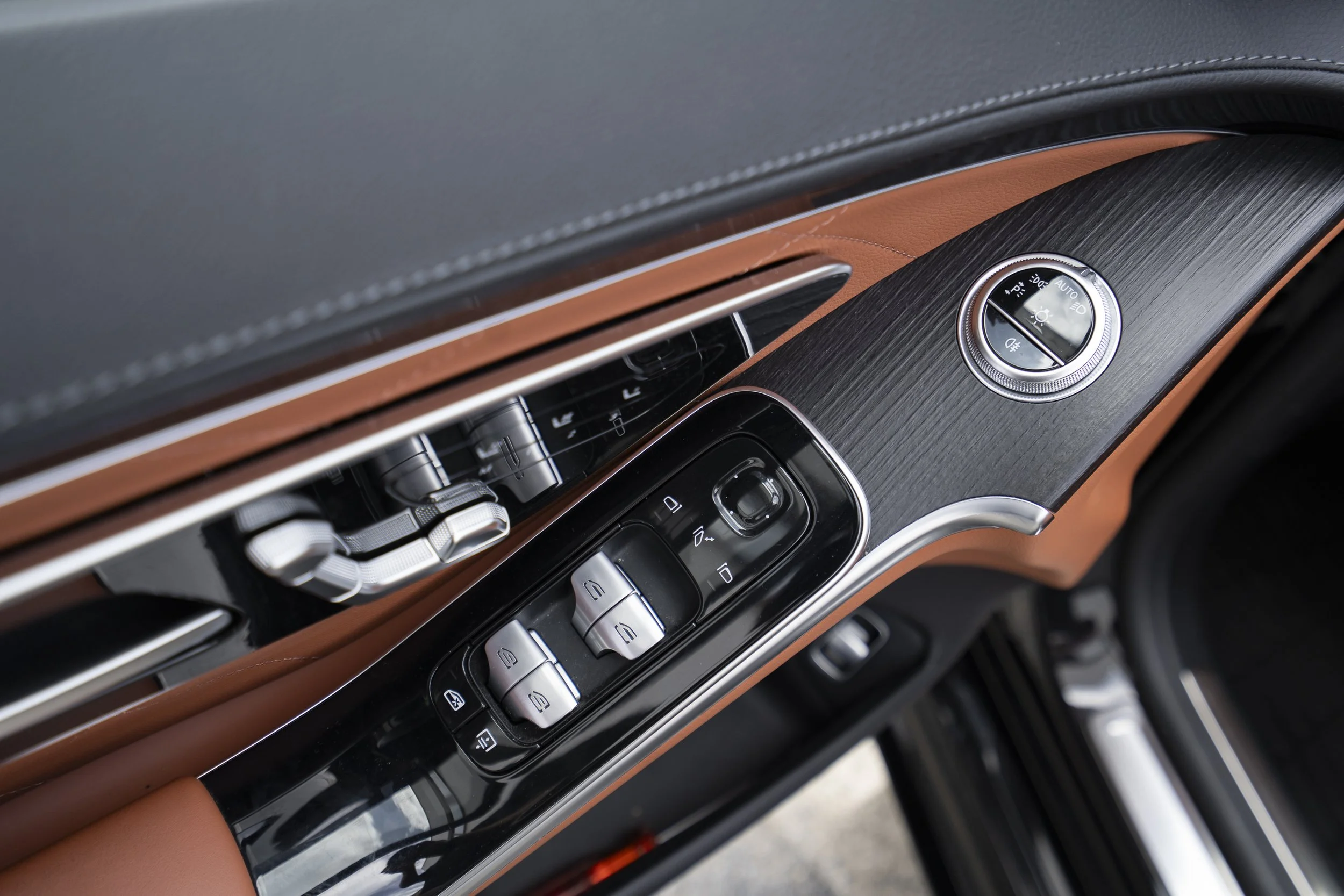YLC-Mercedes-S-Class-27.jpg
