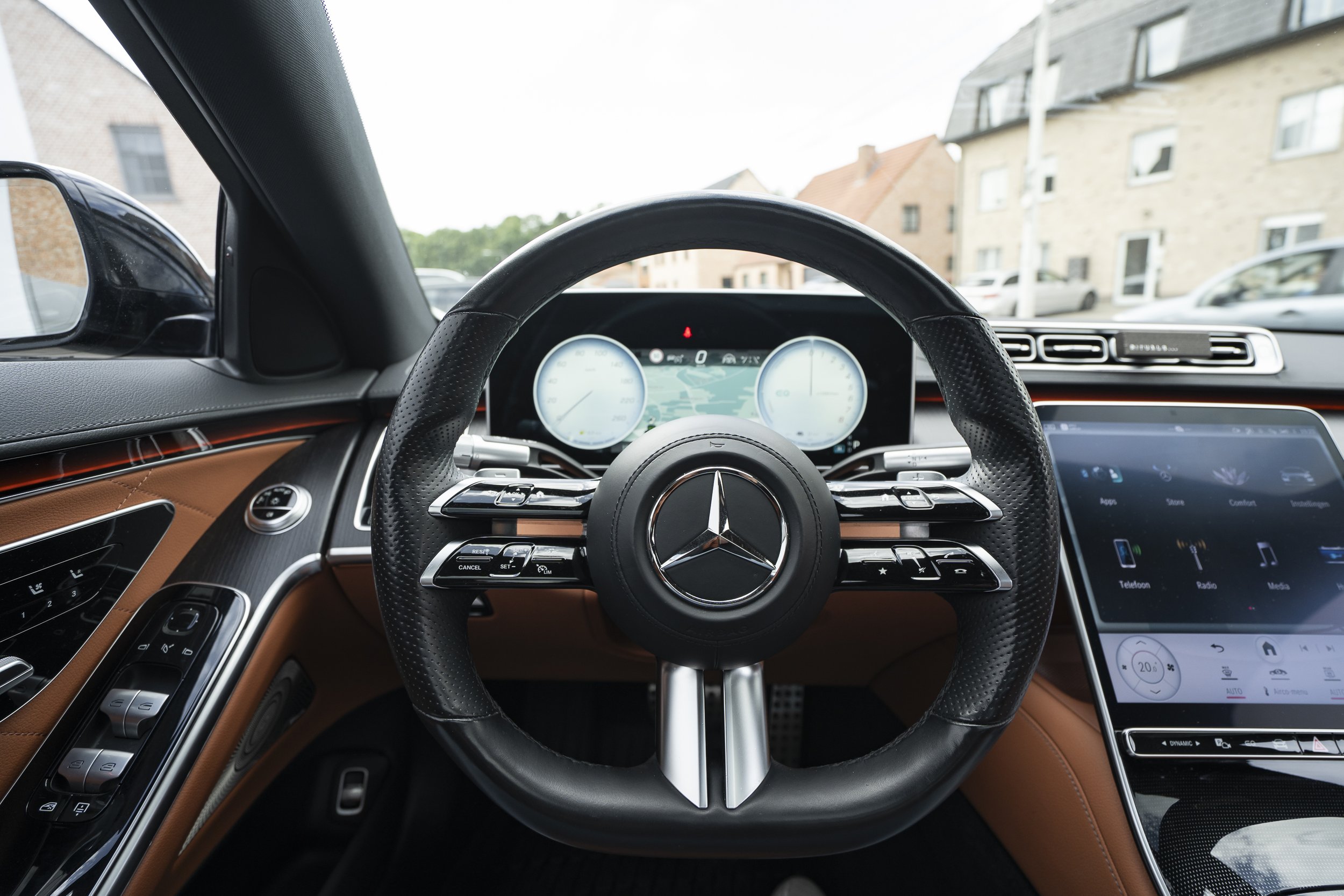 YLC-Mercedes-S-Class-31.jpg