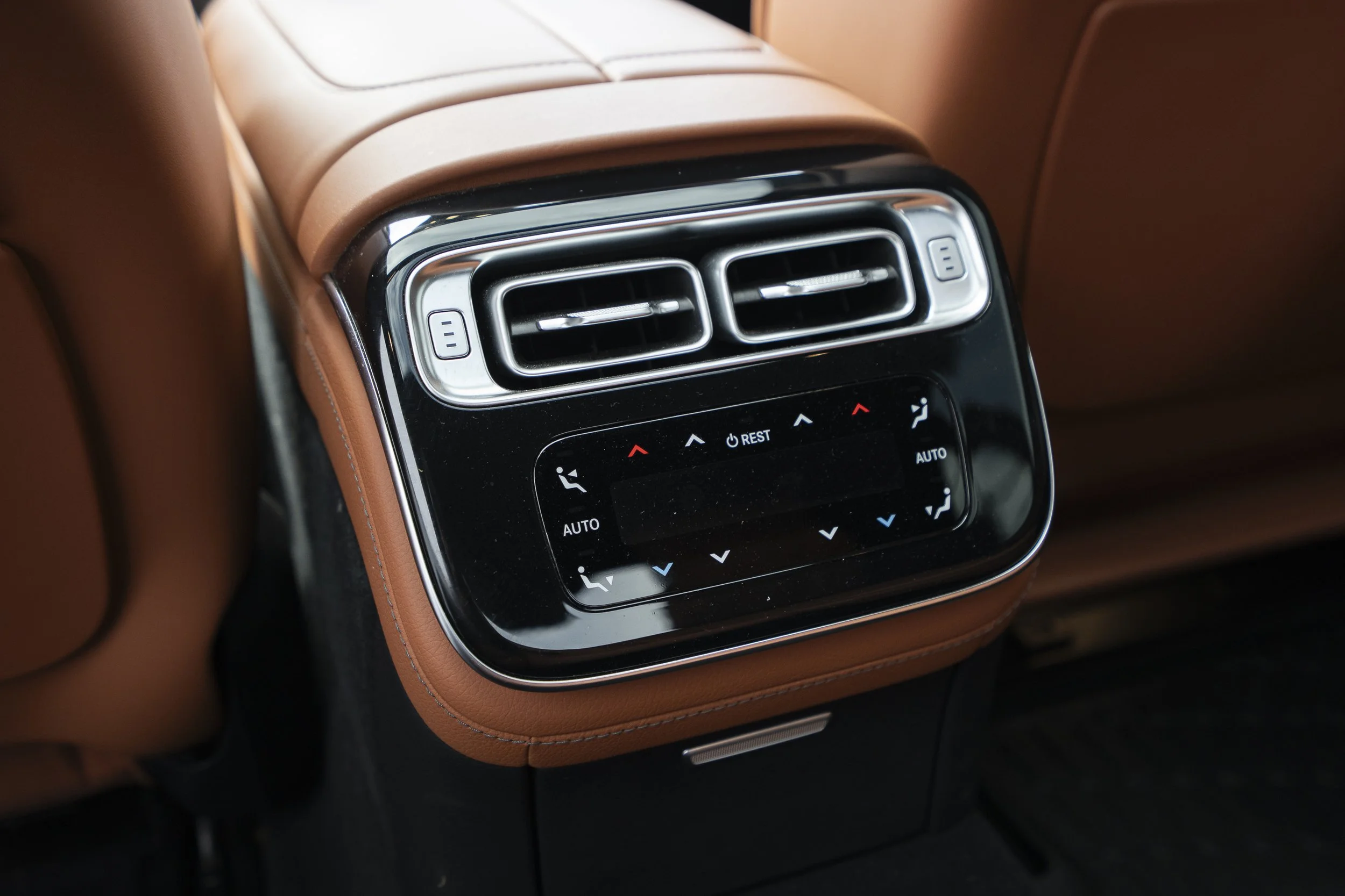 YLC-Mercedes-S-Class-44.jpg