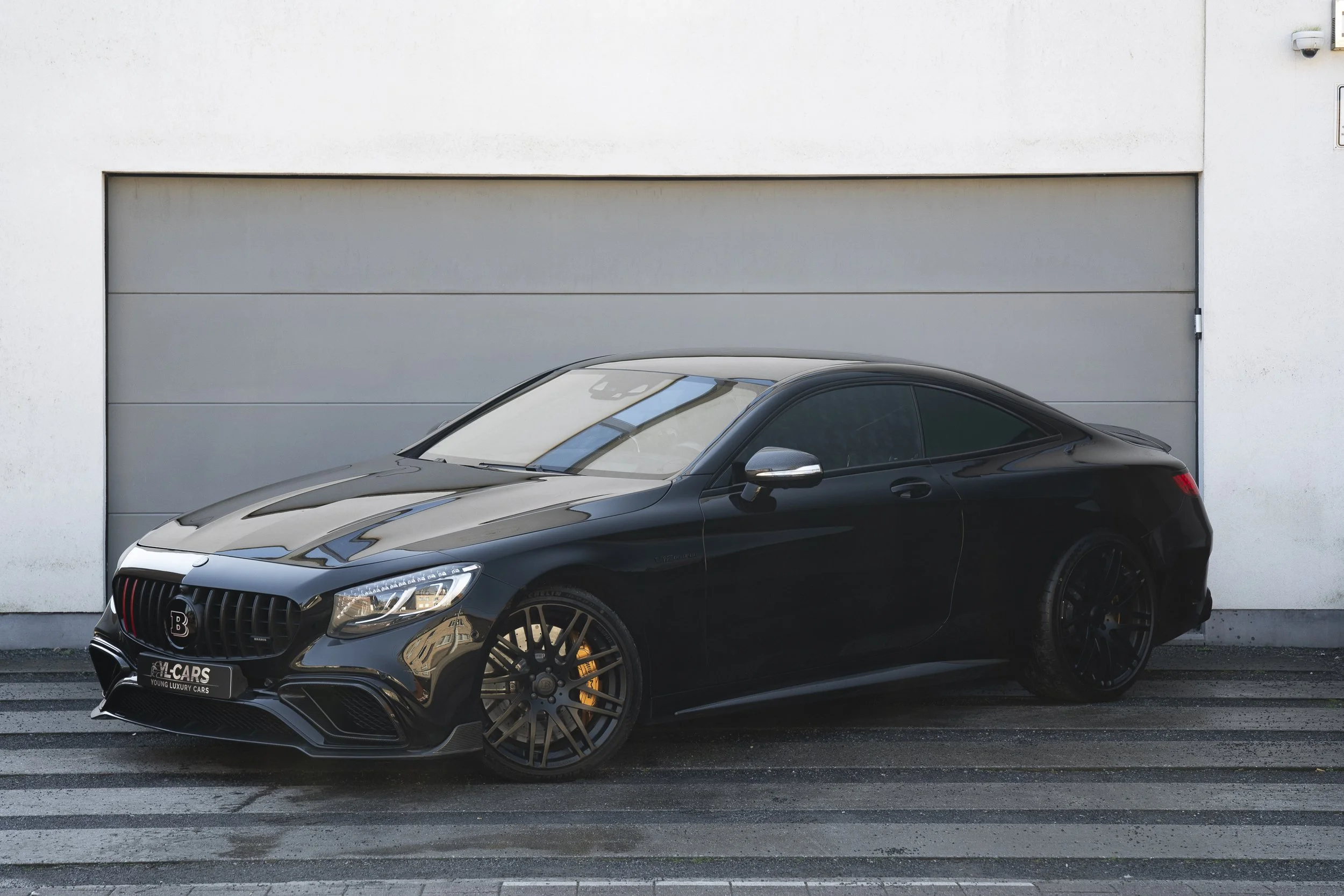Mercedes S65 Brabus V12