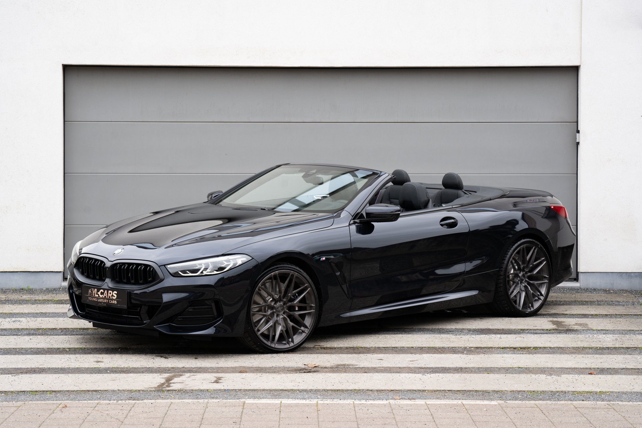 BMW 840