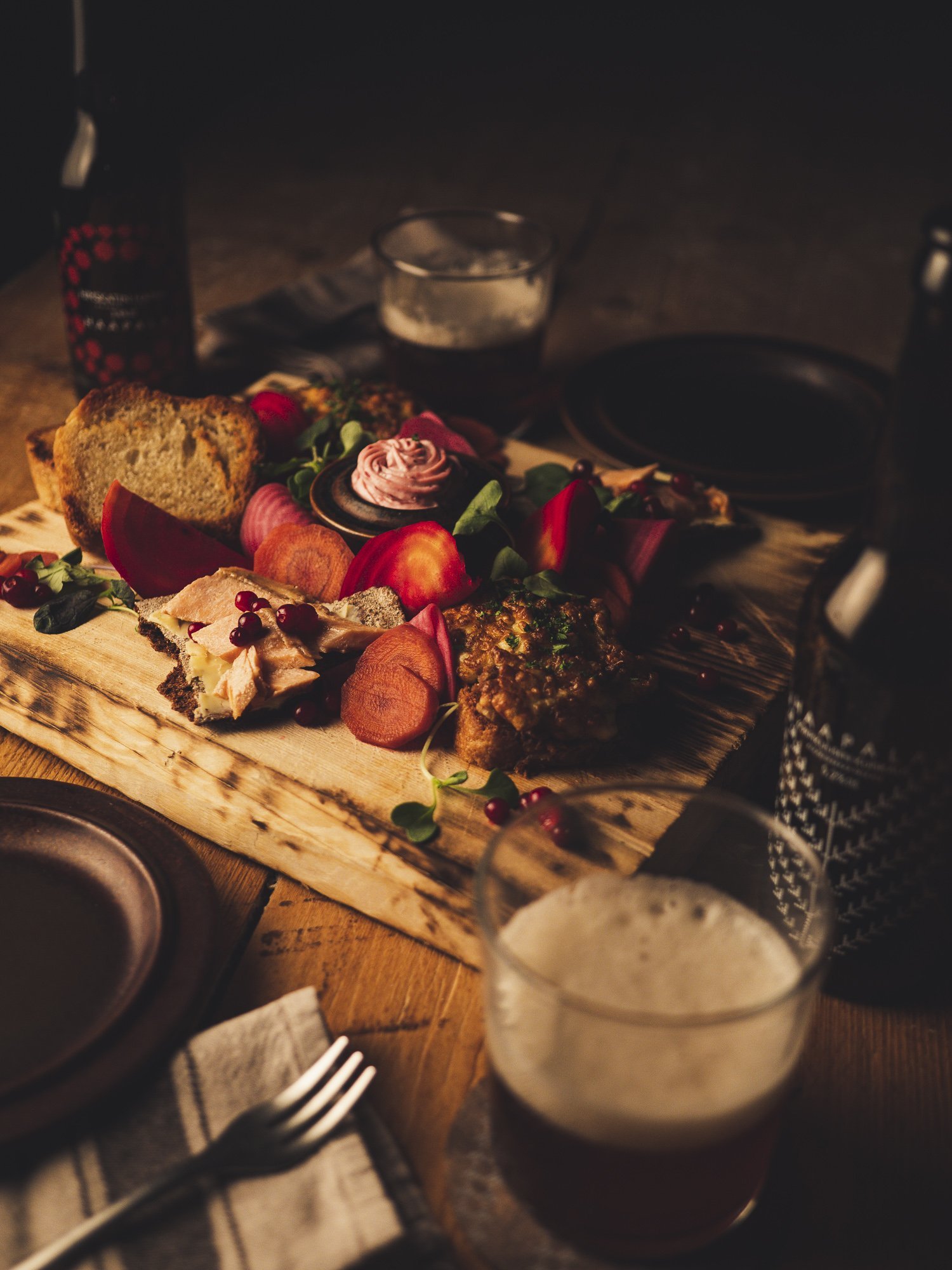 burger+beer+craft+ale+korpikuusen+kuiskaus+spruce+pine+pale+amber+vegan+gluten-free+finnish+gourmet.jpeg