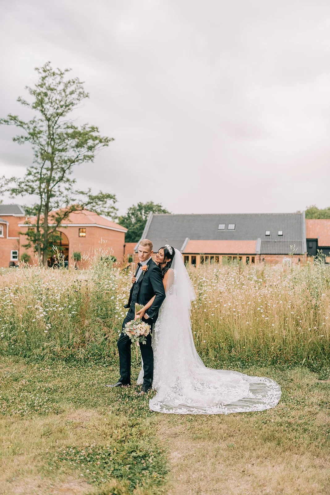 Leah & Josh (689 of 883)_websize.jpg