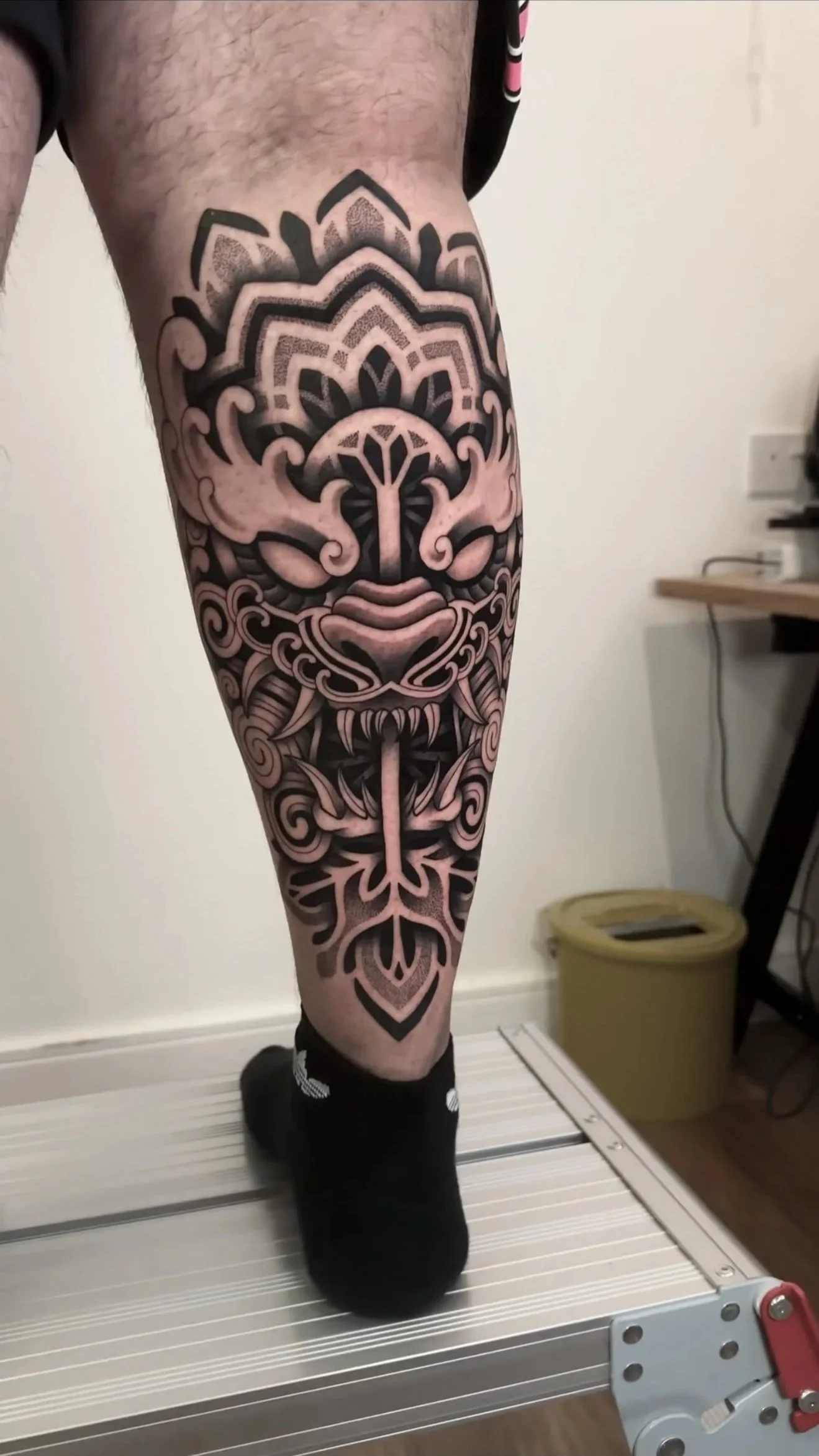geometric-fu-dog-tattoo-devon-uk-custom-tattoo-ideas