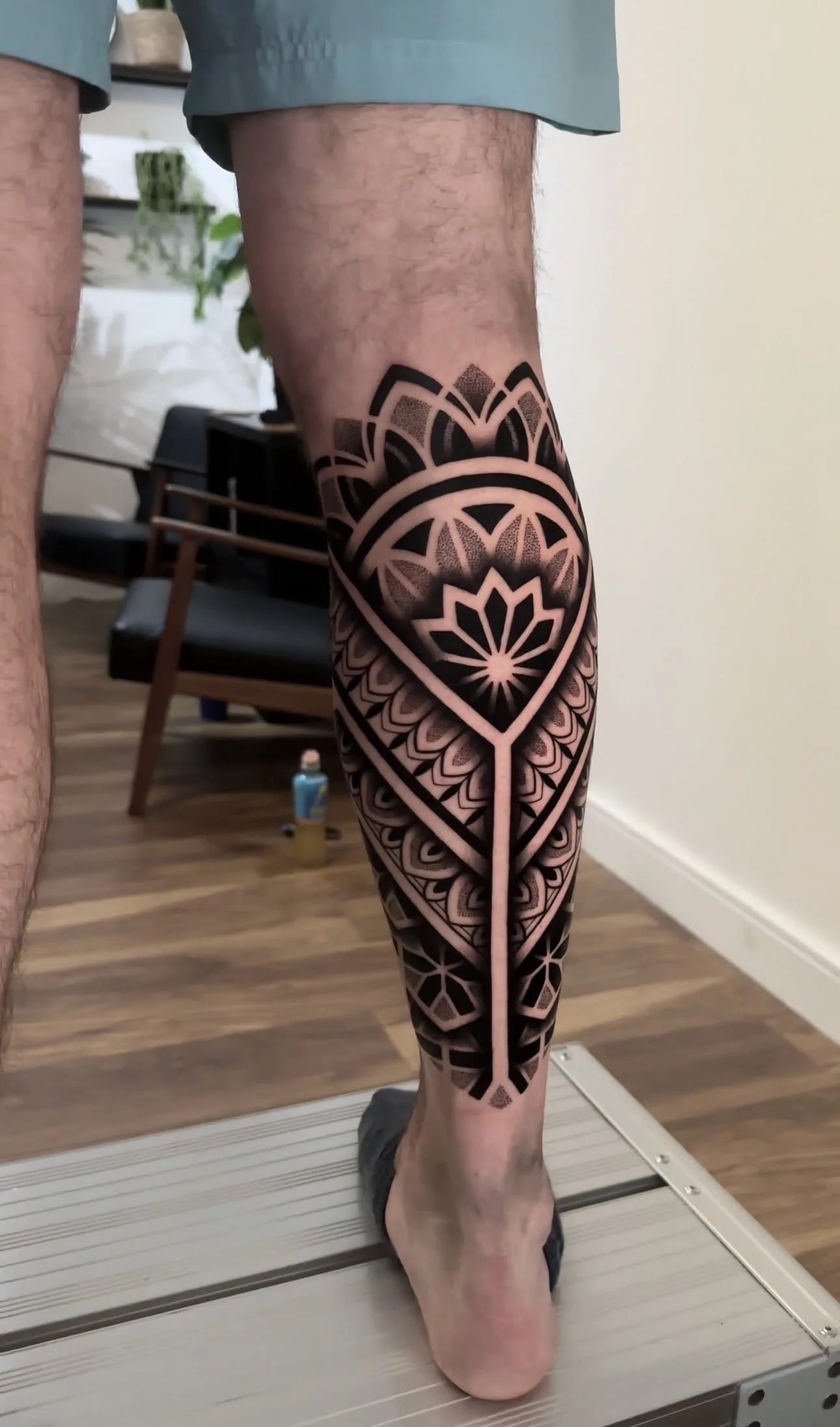 geometric-ornamental-calf-piece-devon-uk-custom-tattoo-ideas.jpg