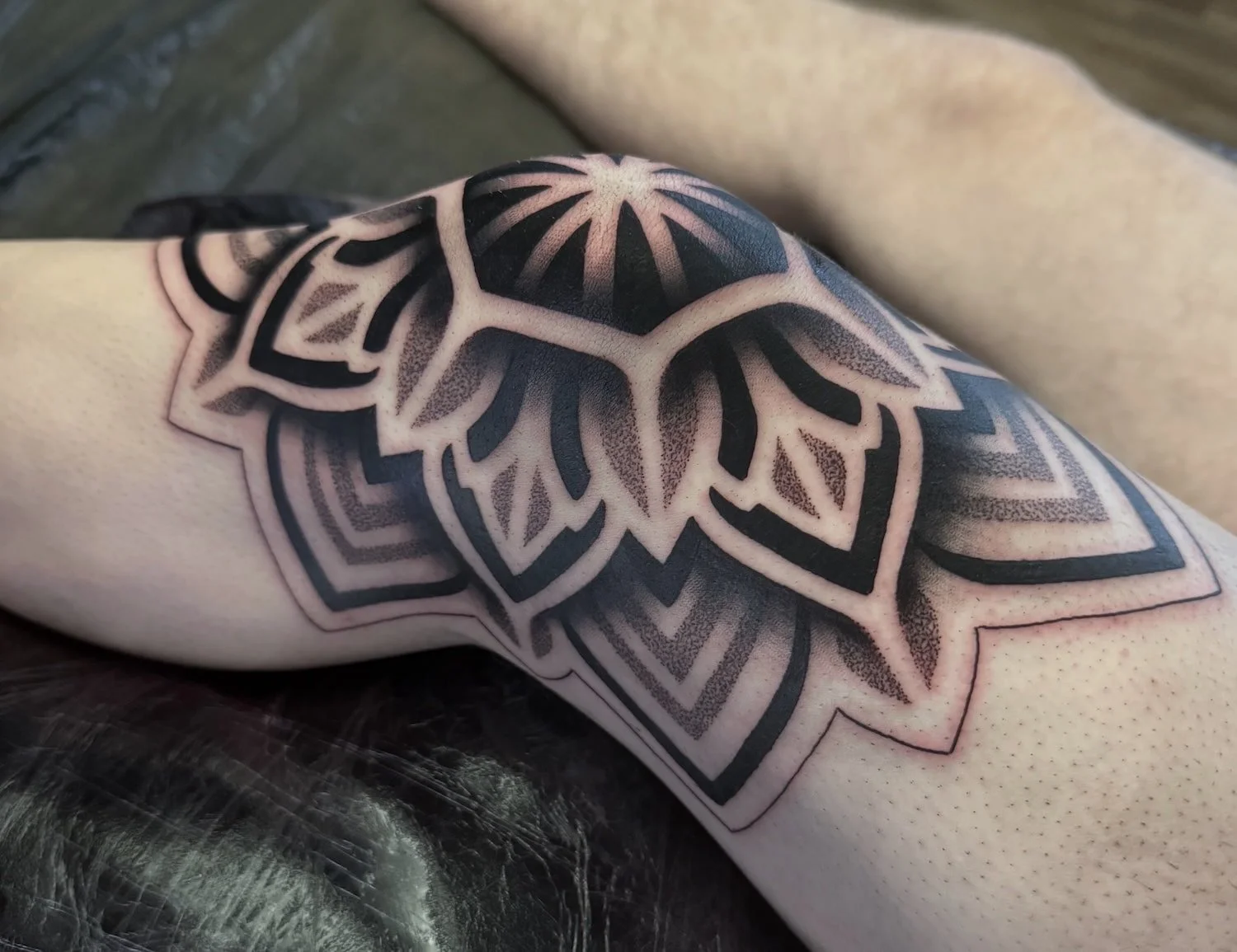 knee-mandala-devon-uk-custom-tattoo-ideas.jpg