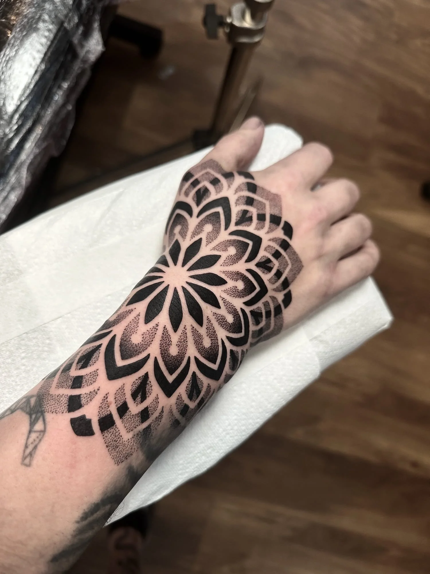hand-mandala-devon-uk-custom-tattoo-ideas.jpg