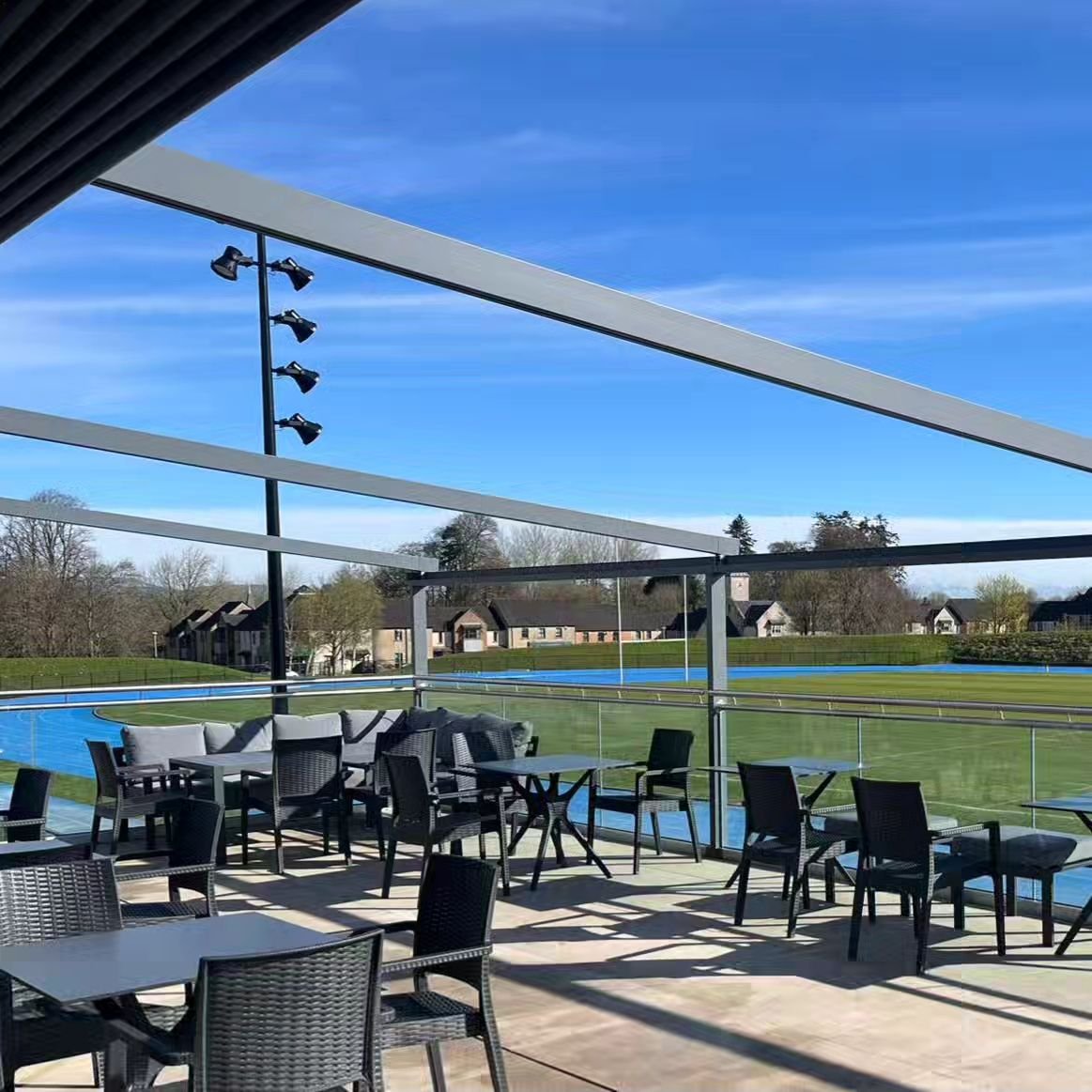 With longer days and brighter skies, make the most of the weather while it lasts! 🌞

Food served every day from 9am to 8pm with seasinally inspired #breakfast, #lunch &amp; #dinner menus, using our own organic Ellan Farm produce.

Follow us for us u