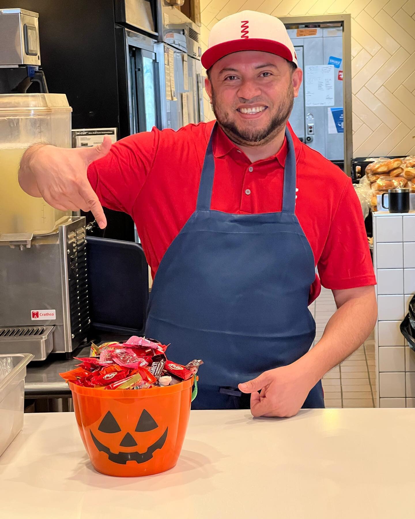 👻 HAPPY HALLOWEEN! 🎃

We&rsquo;re getting into the holiday spirit and are hosting a COSTUME CONTEST! 

We&rsquo;ve got $25 gift cards for:

👻 Best Kids Costume
🎃 Best Overall Costume
🍟 Best French Fry Costume
(yes, you read that last one right)
