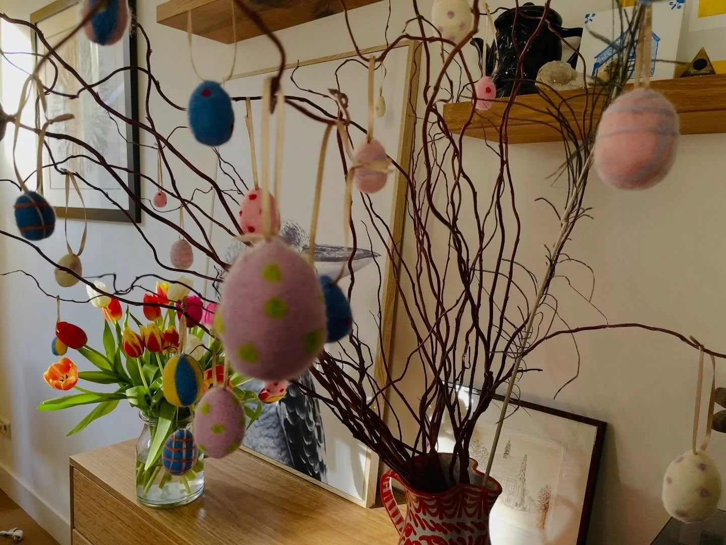 These are Easter branches. A lovely Dutch tradition that celebrates spring. The second bunch was half price, which also feels very Dutch;) So, as I wait for the advanced reader copy of my debut, STAY BURIED, to arrive (the pre-proofed, pre-published 
