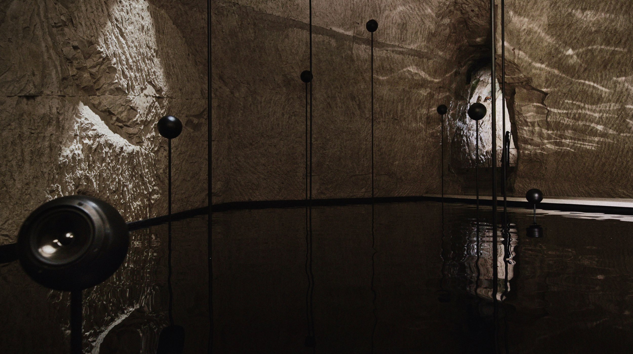 JULIAN CHARRIERE 8.jpg