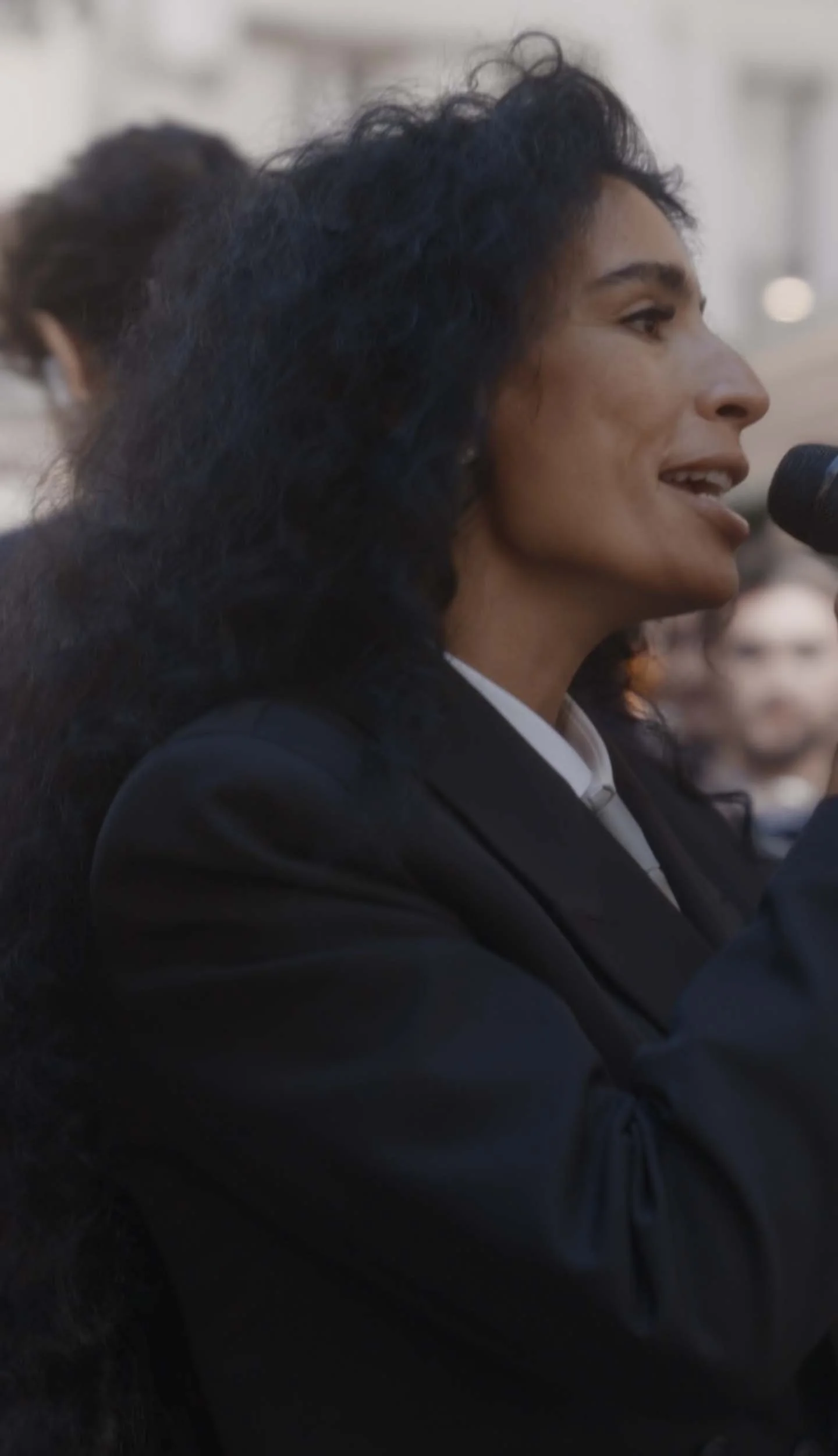 SEVDALIZA 1.jpg