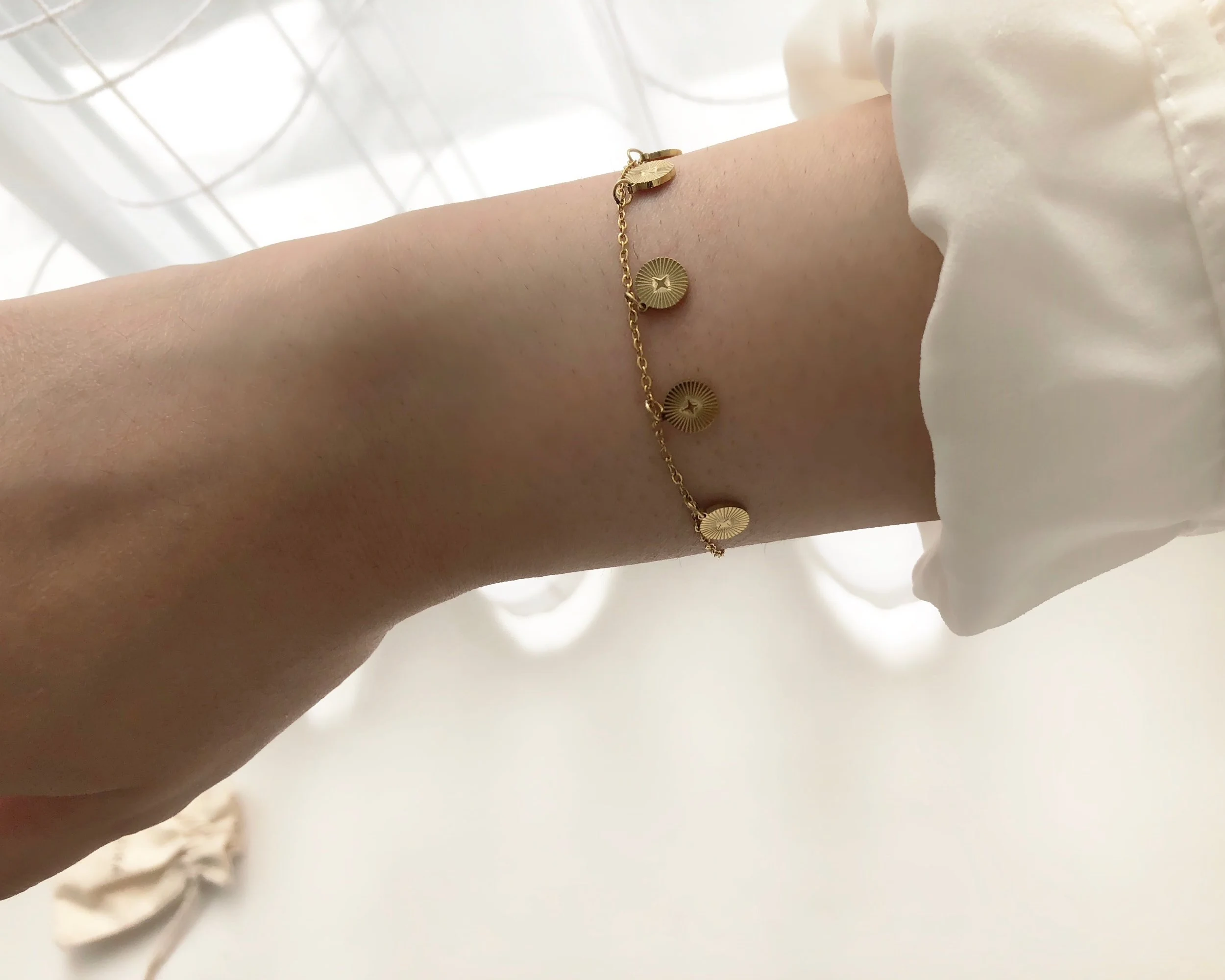 DC833BF4-E39D-4EED-B23E-D2ABB77601C7