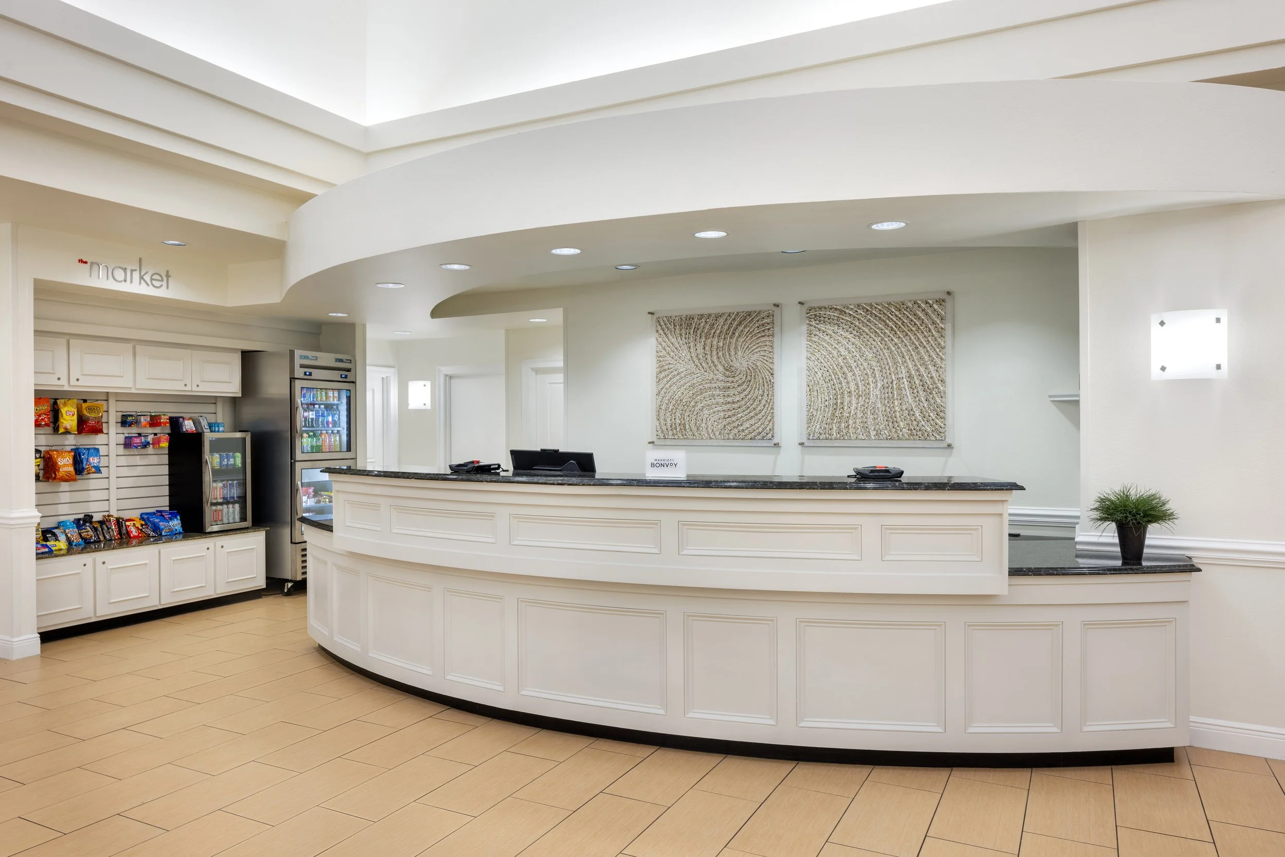 VSPRI_Front_Desk_3275_.jpg