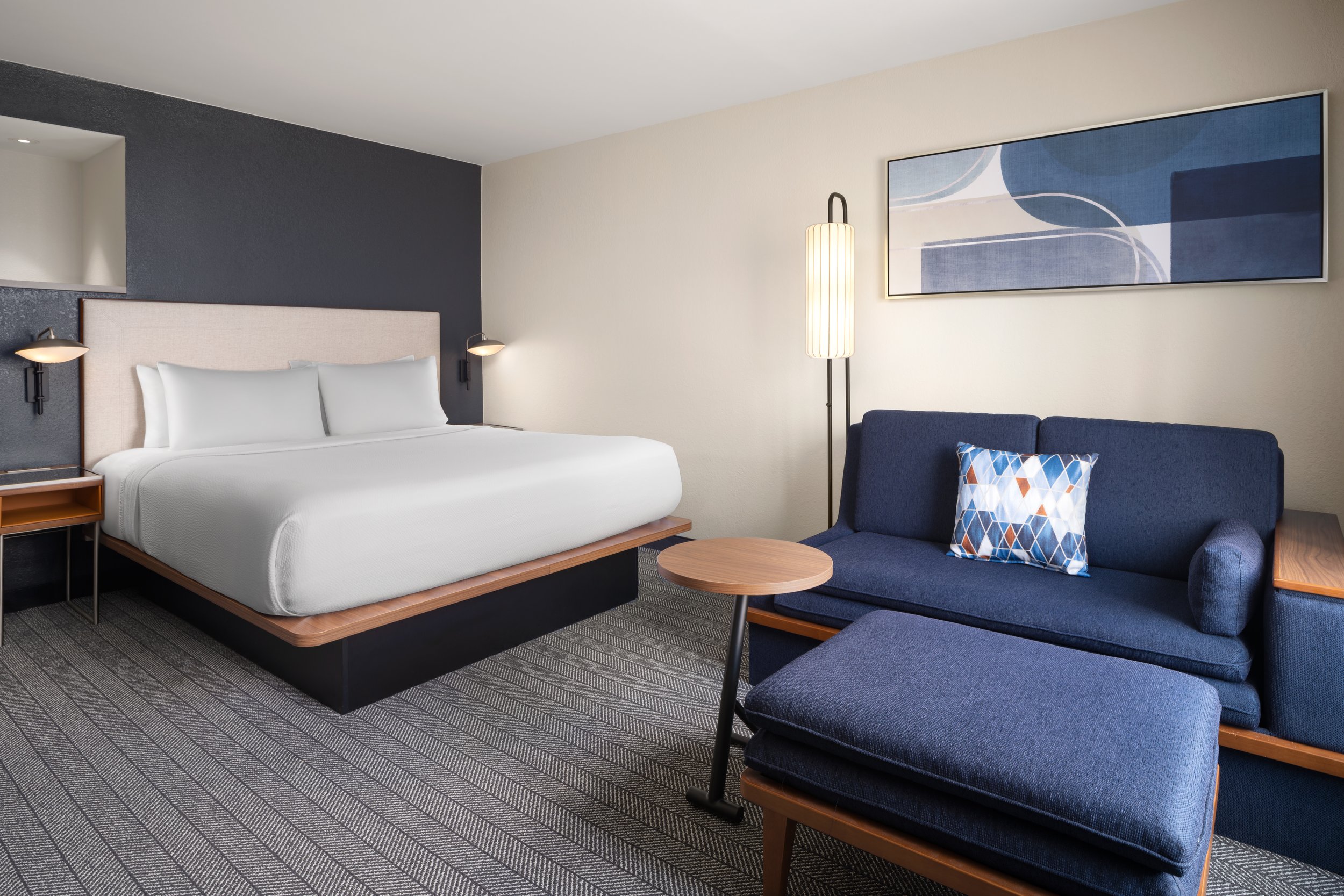 ATLBM_Guest Room_King_GENR_Full Room Alt.jpg