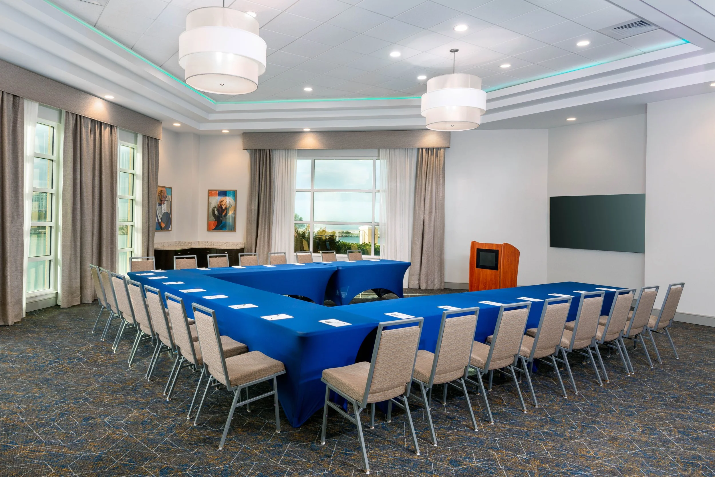 MeetingRm1.jpg