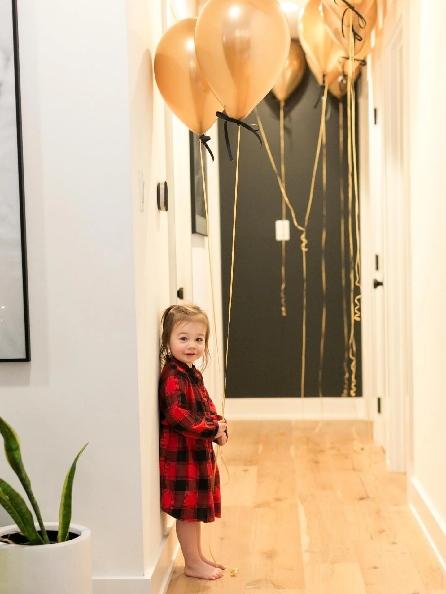 My sweet girl is 2. 🥹 Motherhood shifted my perspective in the most beautiful way, especially in how I see and photograph families. It&rsquo;s like a new spark lit inside me. As I enter my 19th year (holy cow) as a photographer, I&rsquo;ve never fel