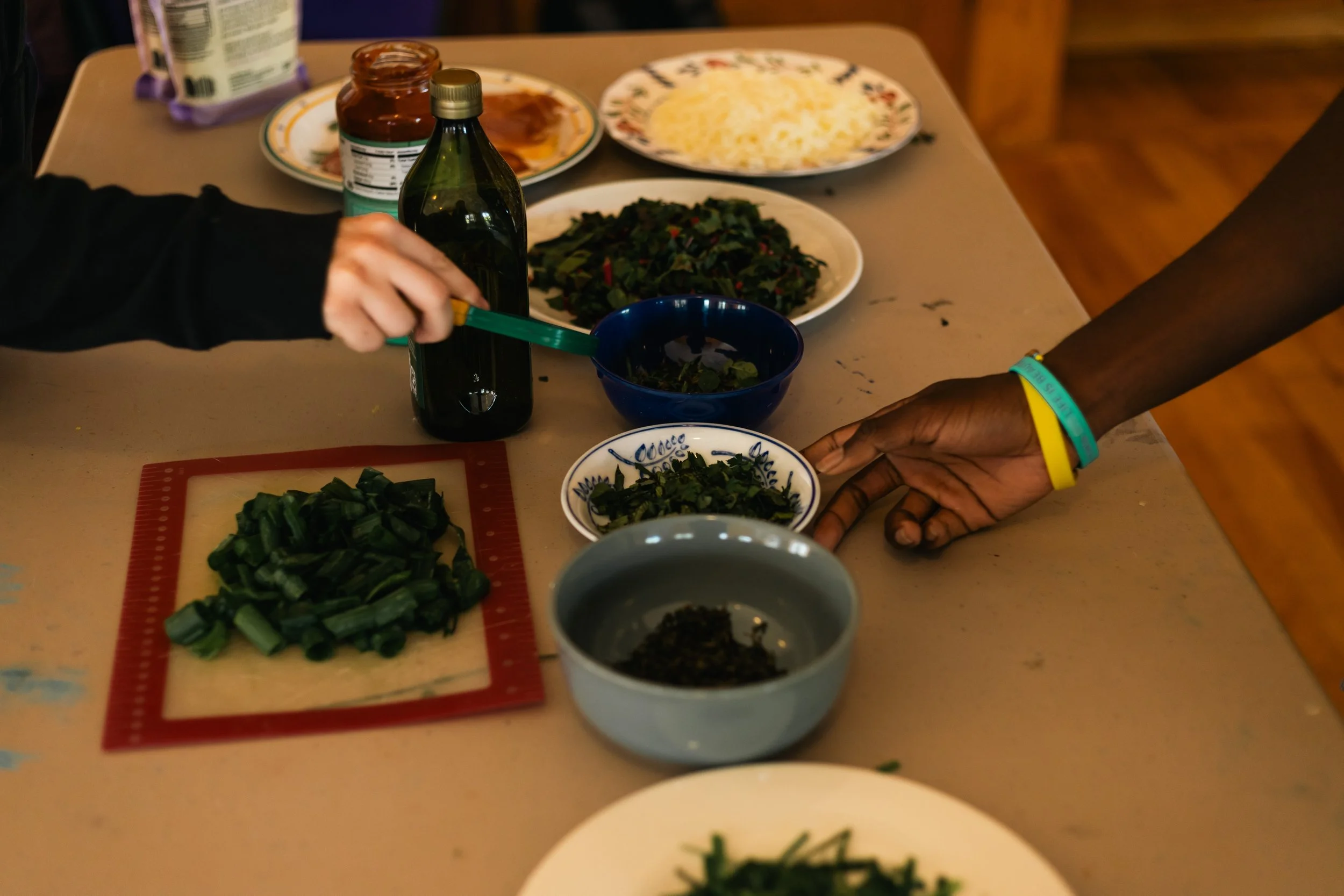 camp pizza hands ingredients.jpg