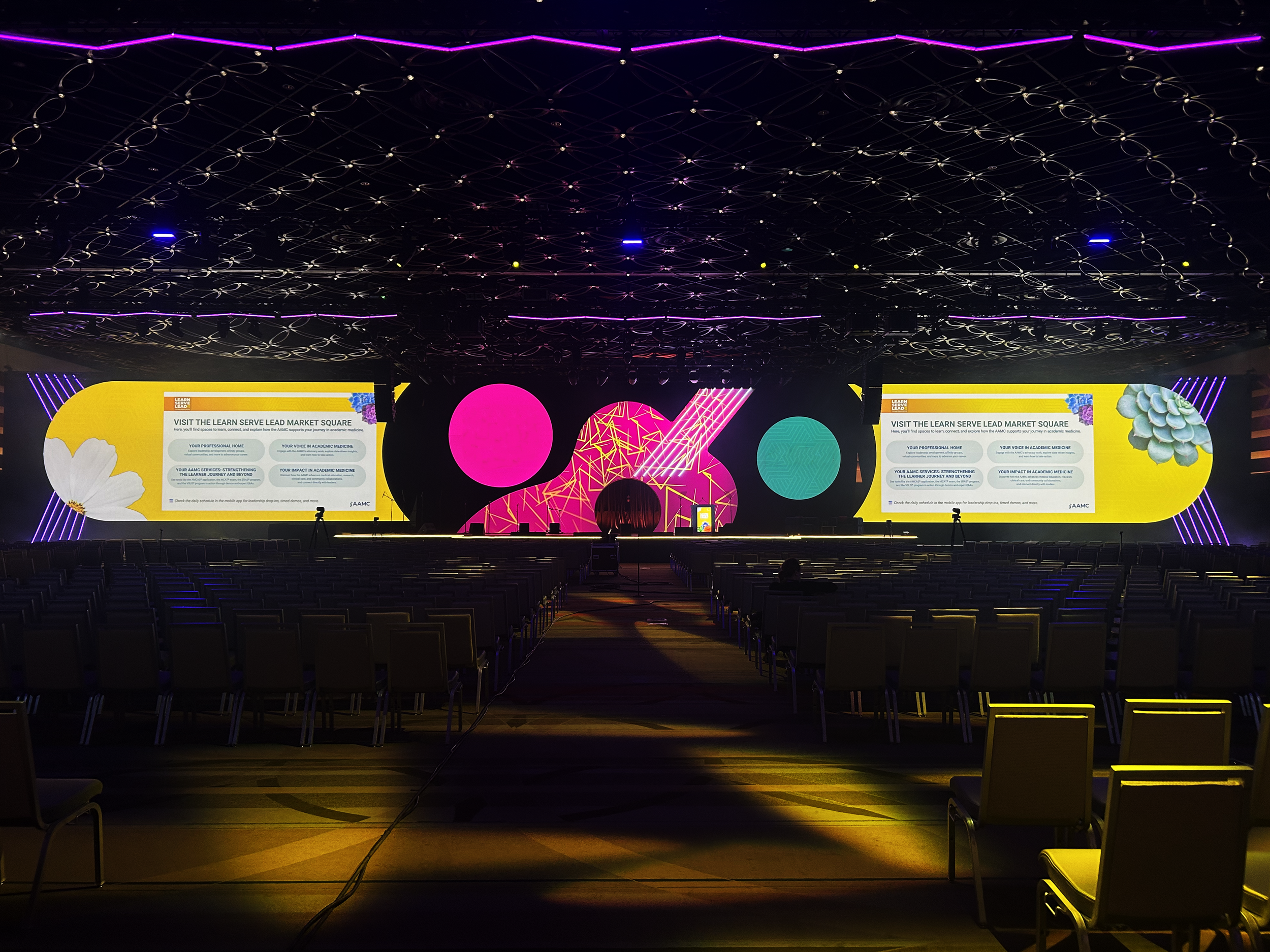 guitar w lights front.png