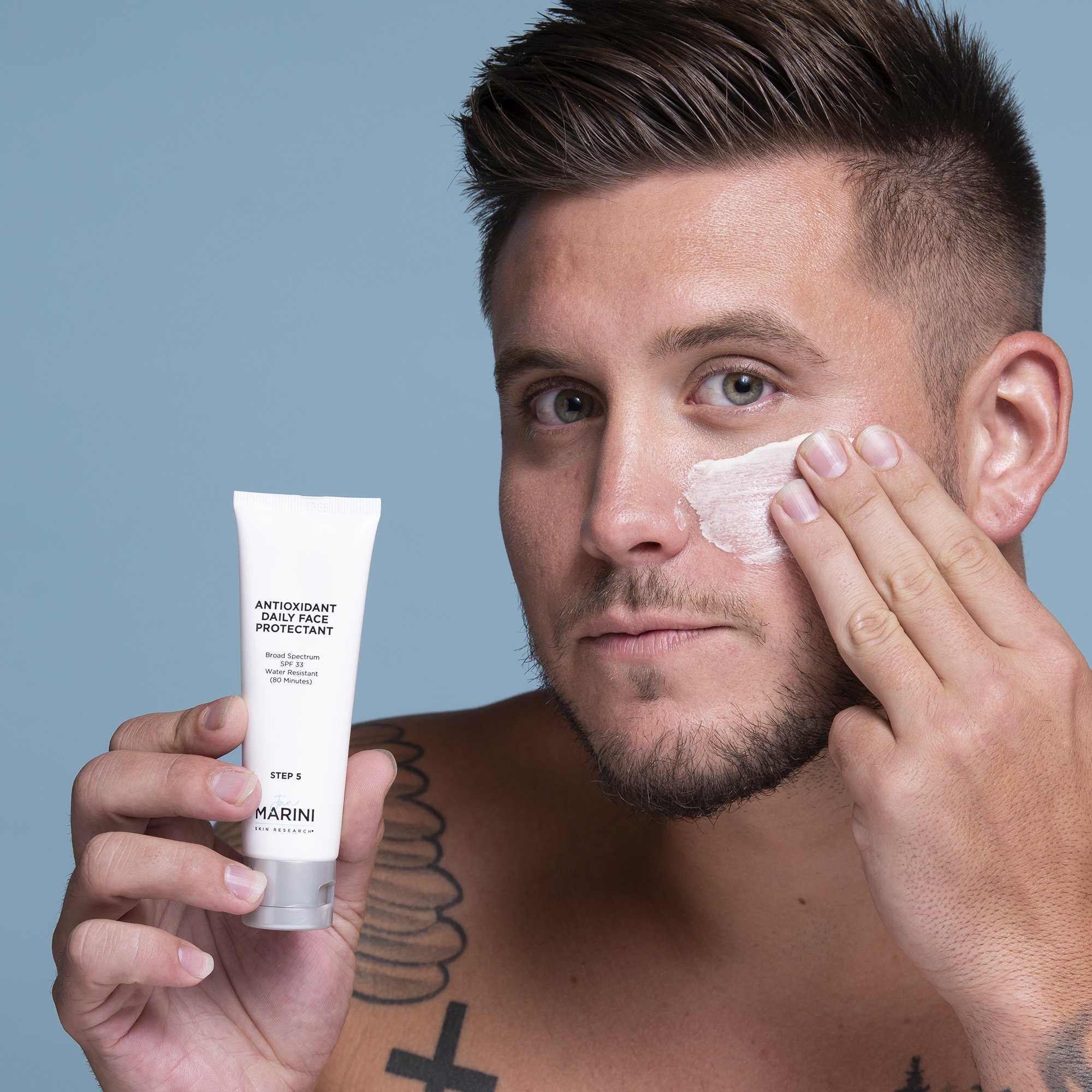 Antioxidant SPF 33 4.jpg