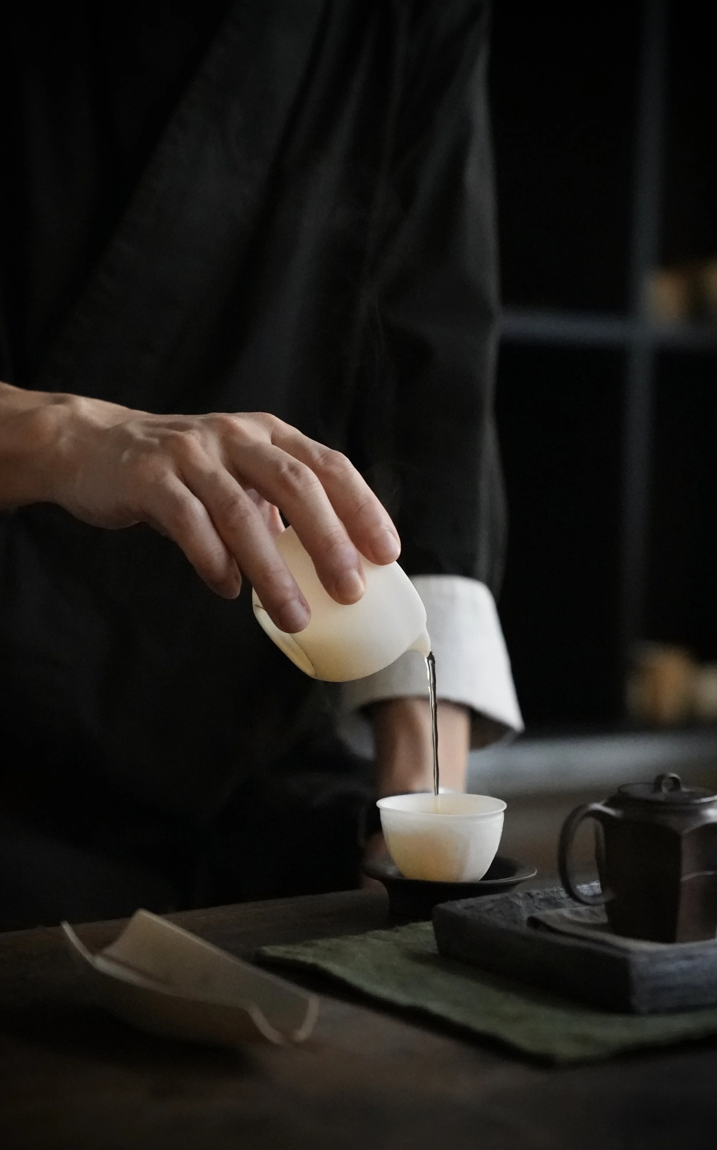 Dezhi "Suyubai" Dehua White Porcelain Gongdaobei