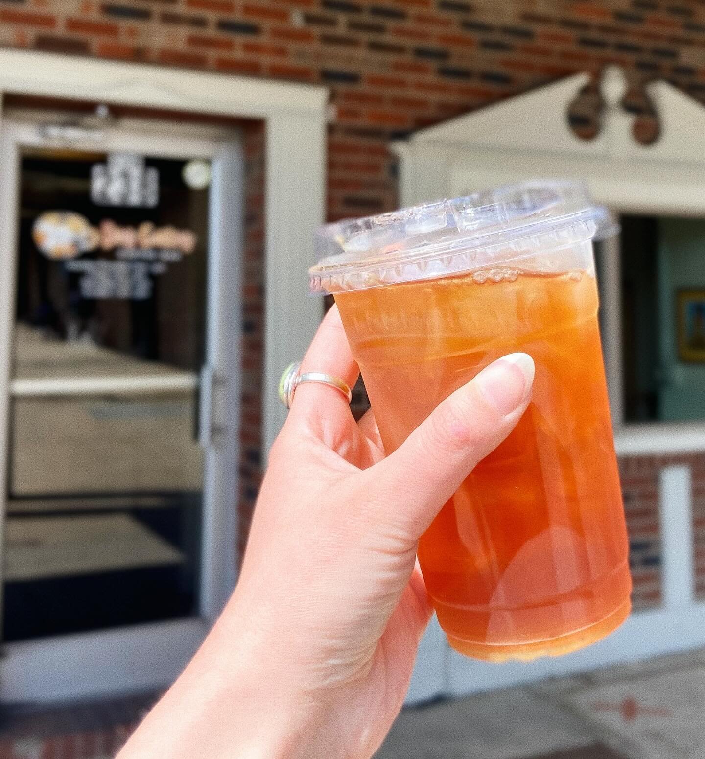 It&rsquo;s a warm(ish) sunny day in JC today, perfect for a refreshing cool bev and a walk downtown 🌞 Are you a hot or iced person? Let us know! 👇