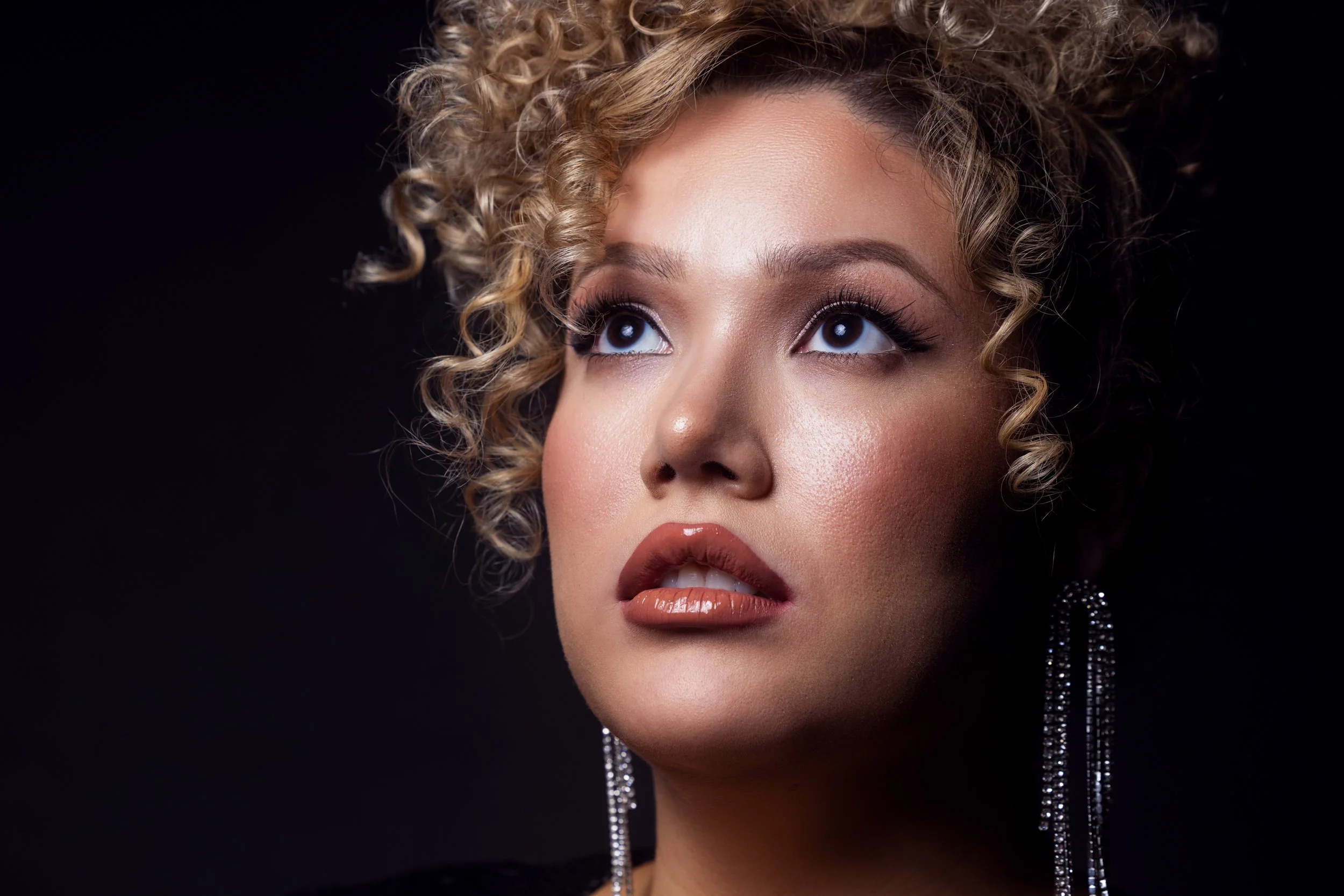 Ashley Pezzotti - 937A8370 - v2.jpg