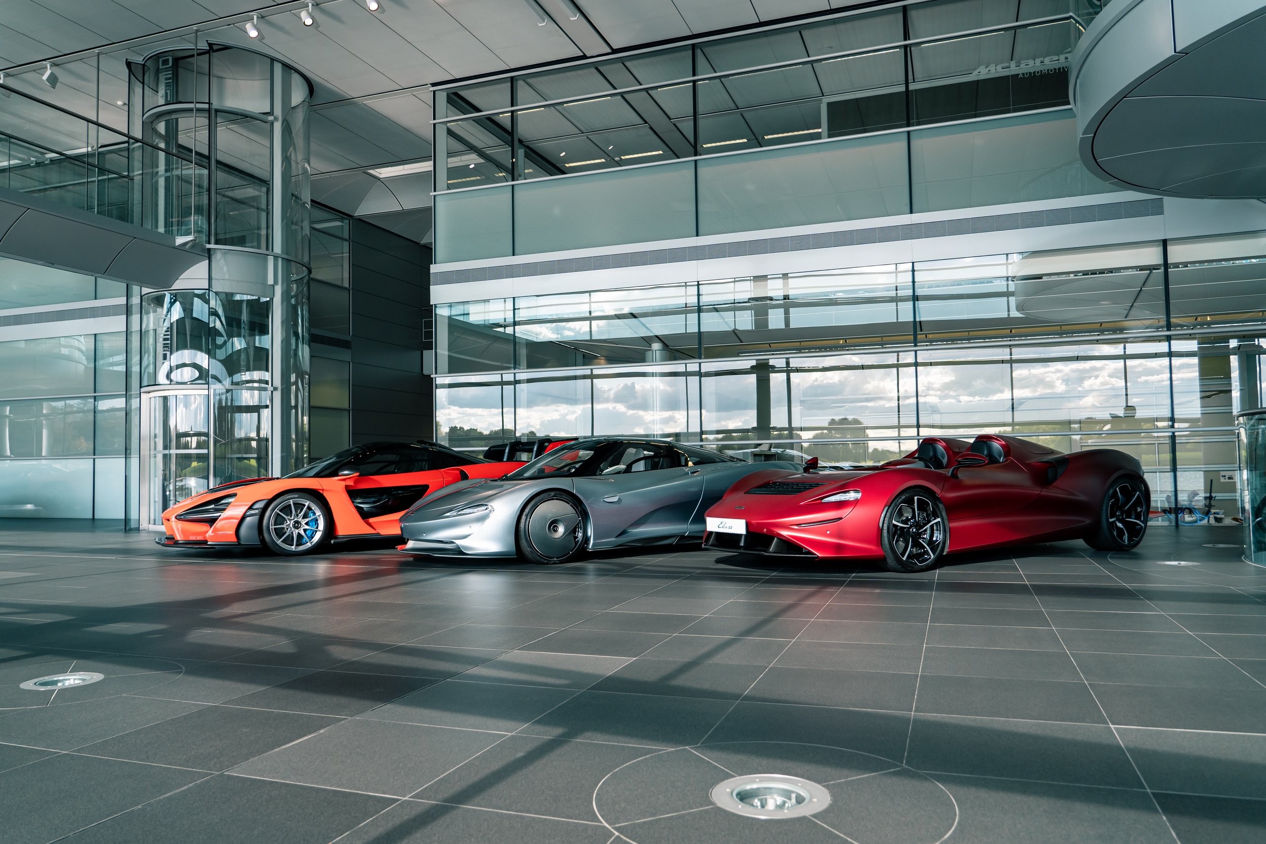 Mclaren-Technology-Center-23_OCHK_GROUP.jpeg