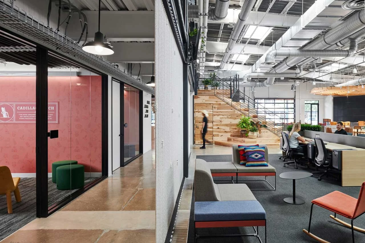 H-E-B Digital Favor Eastside Tech Hub knotted rope wall partition installation by FIBROUS