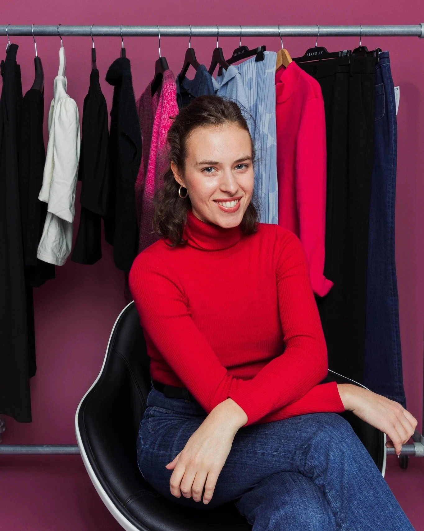 5 Lessons from branding high-level business people

1️⃣ They think in &lsquo;ROI&rsquo;

I am not the cheapest photographer, far from it. But my clients know that I offer something that other photographers can&rsquo;t offer 👇

A business mindset. I 