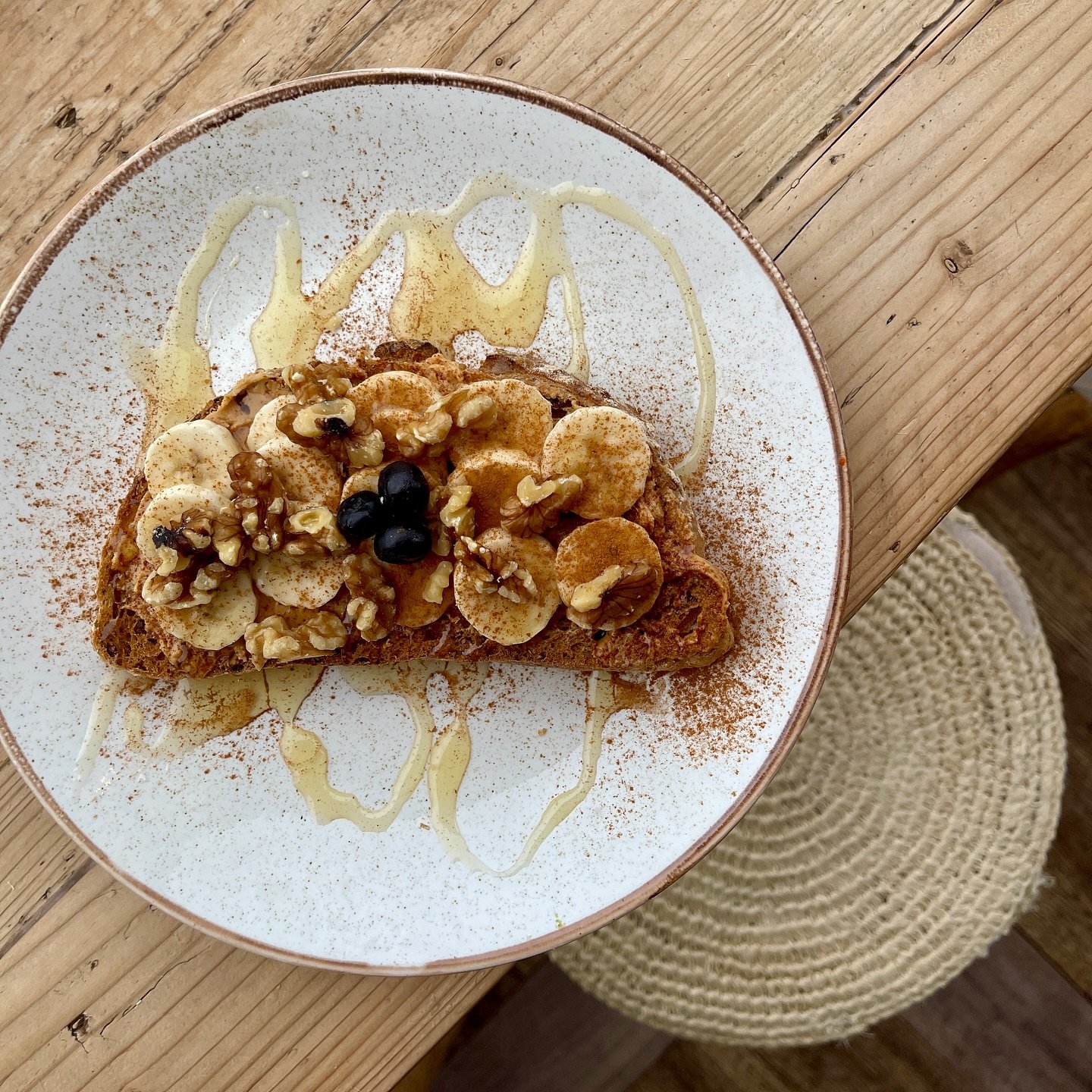 Start your day right with sweet cinnamon honey banana on toast, topped with crunchy walnuts 🍌🍯✨!

#healthyfood#healthylifestyle#health#toast#acai#bristol#worcester#cheltenham