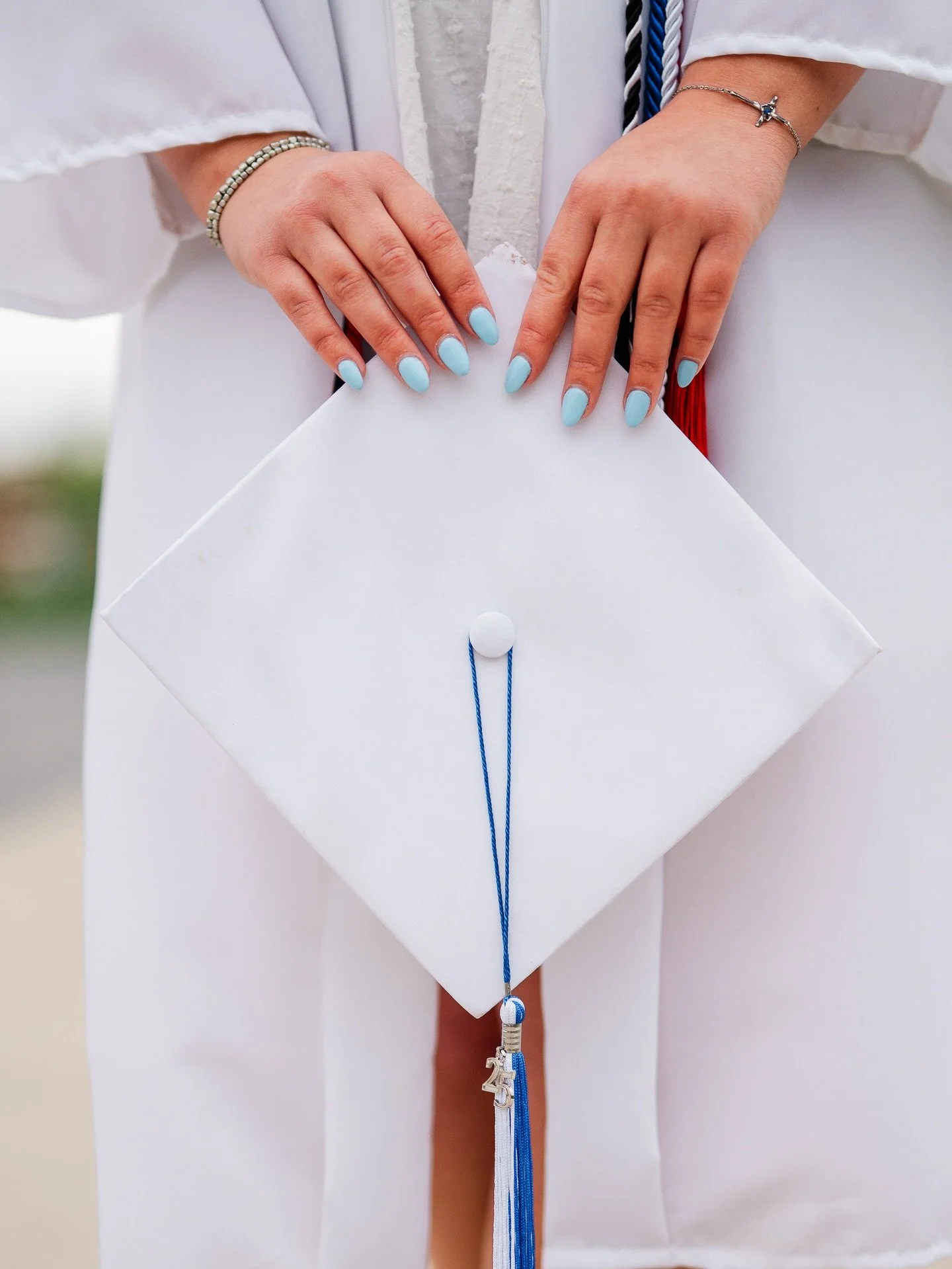 It&rsquo;s cap &amp; gown season, hallelujah!

I love photographing cap &amp; gown sessions for both high school and college graduates. It&rsquo;s such an important milestone that is so much fun to document!