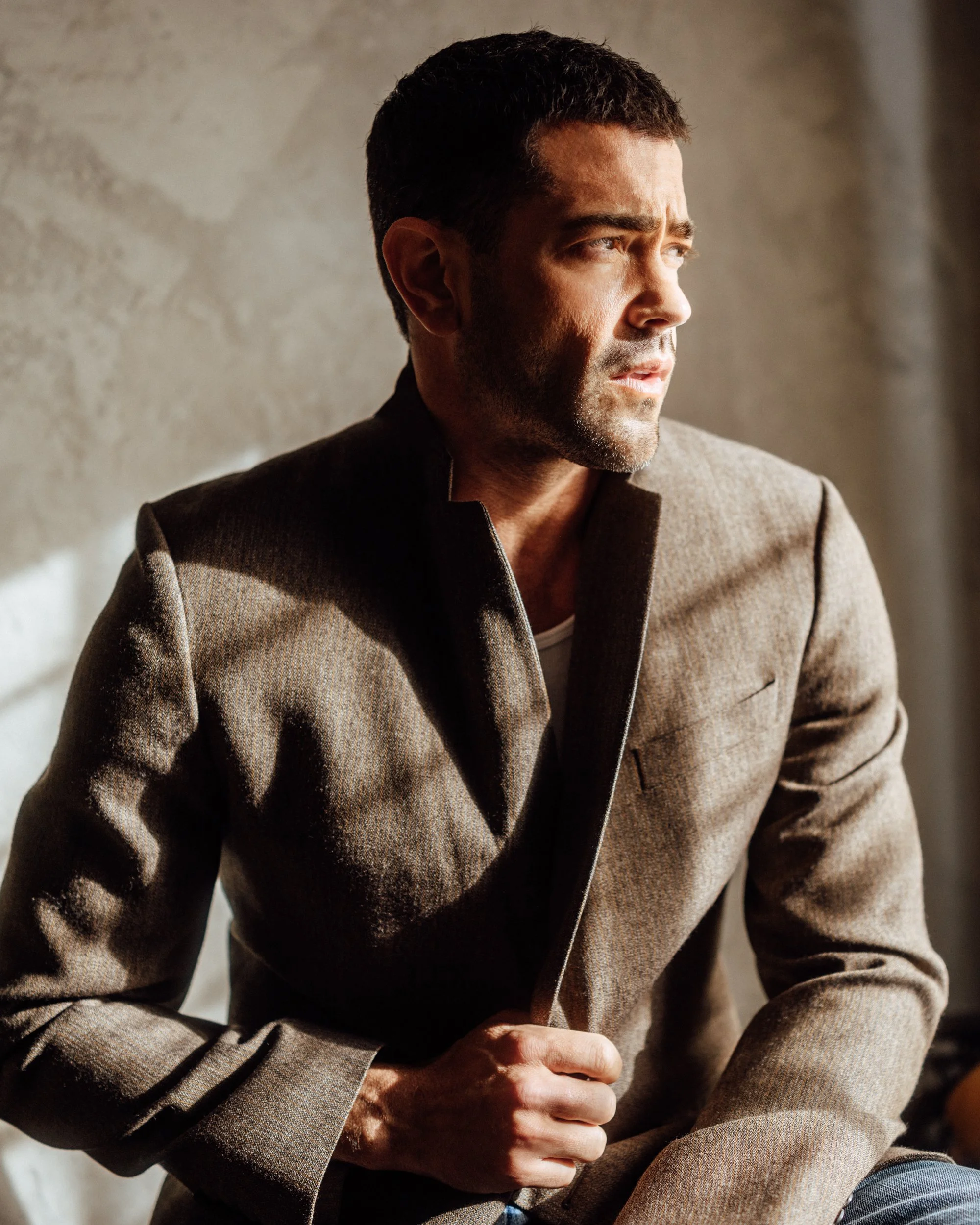 Jesse Metcalfe (Eric Scott).jpg