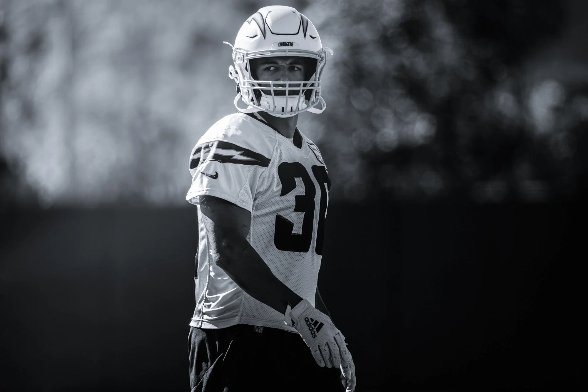 Eric Scott (Chargers 2019)_04.jpg