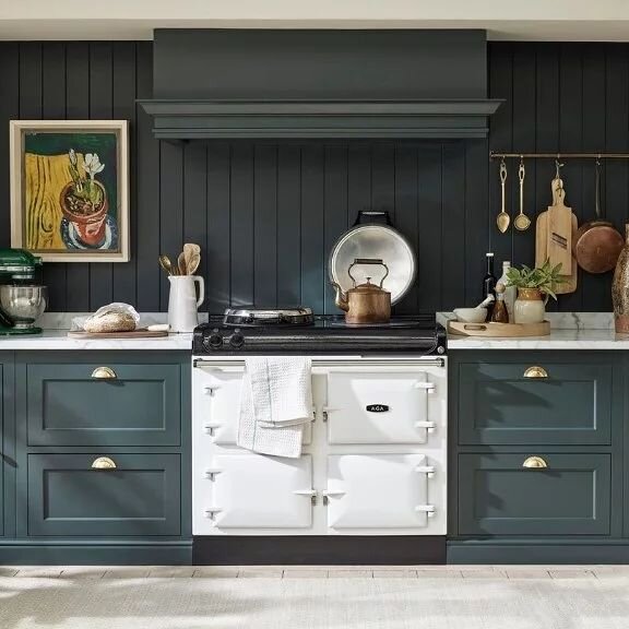 As we move away from mass-produced items towards those that are handcrafted and sustainable, AGA cookers are the brand of choice for those who want to create a more authentic way of living.

They are an antidote to our throwaway culture, where a rece