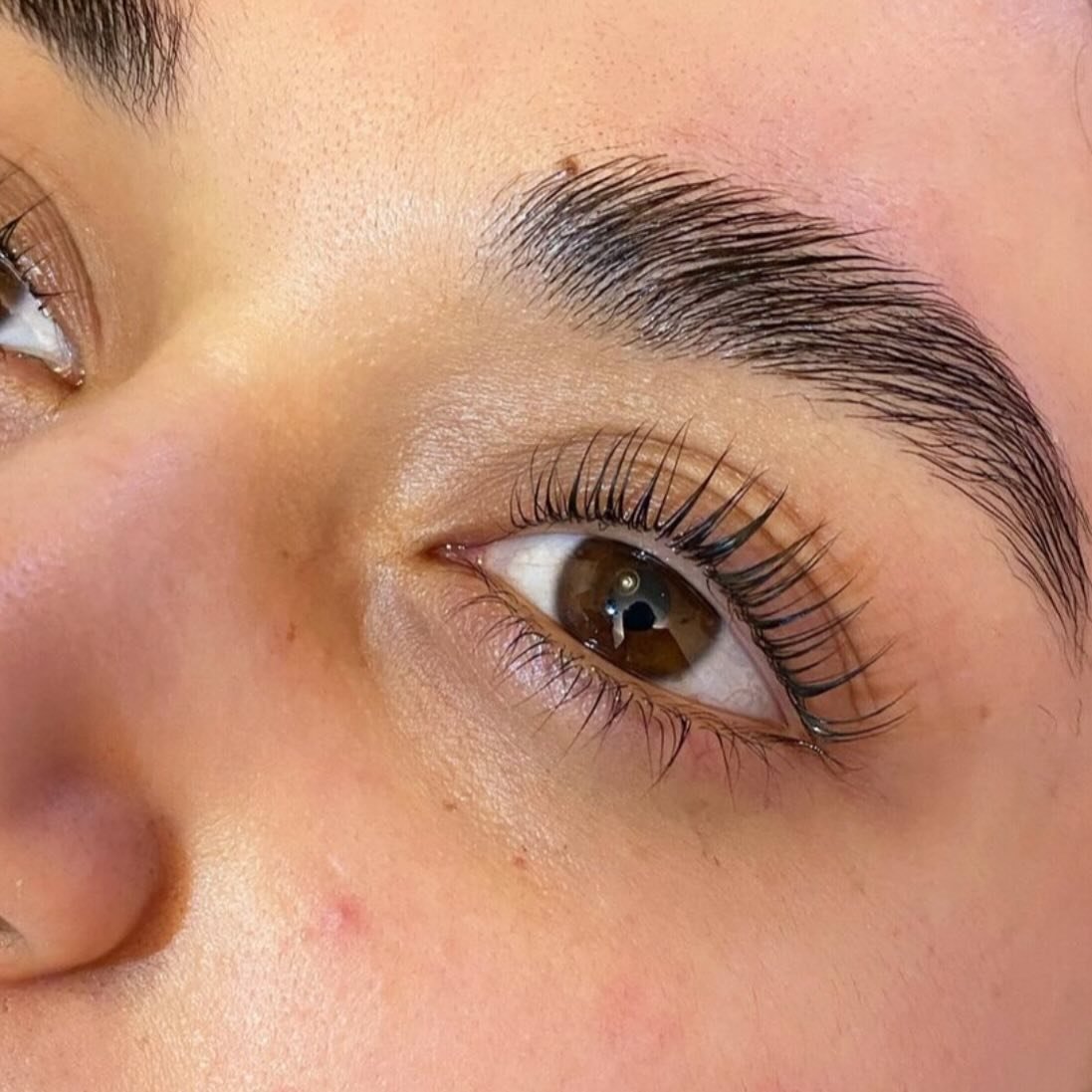 February &amp; March Special ✨$150 LASH LIFT &amp; BROW LAMINATION &gt; Book now offer exclusive with Courtney GBY NYC 

#manhattan #nycsalon #newyorkcitysalon #nyclashlift #lashliftnyc #westchelseasalon #lashliftmanhattan #browlamnyc #browlamination