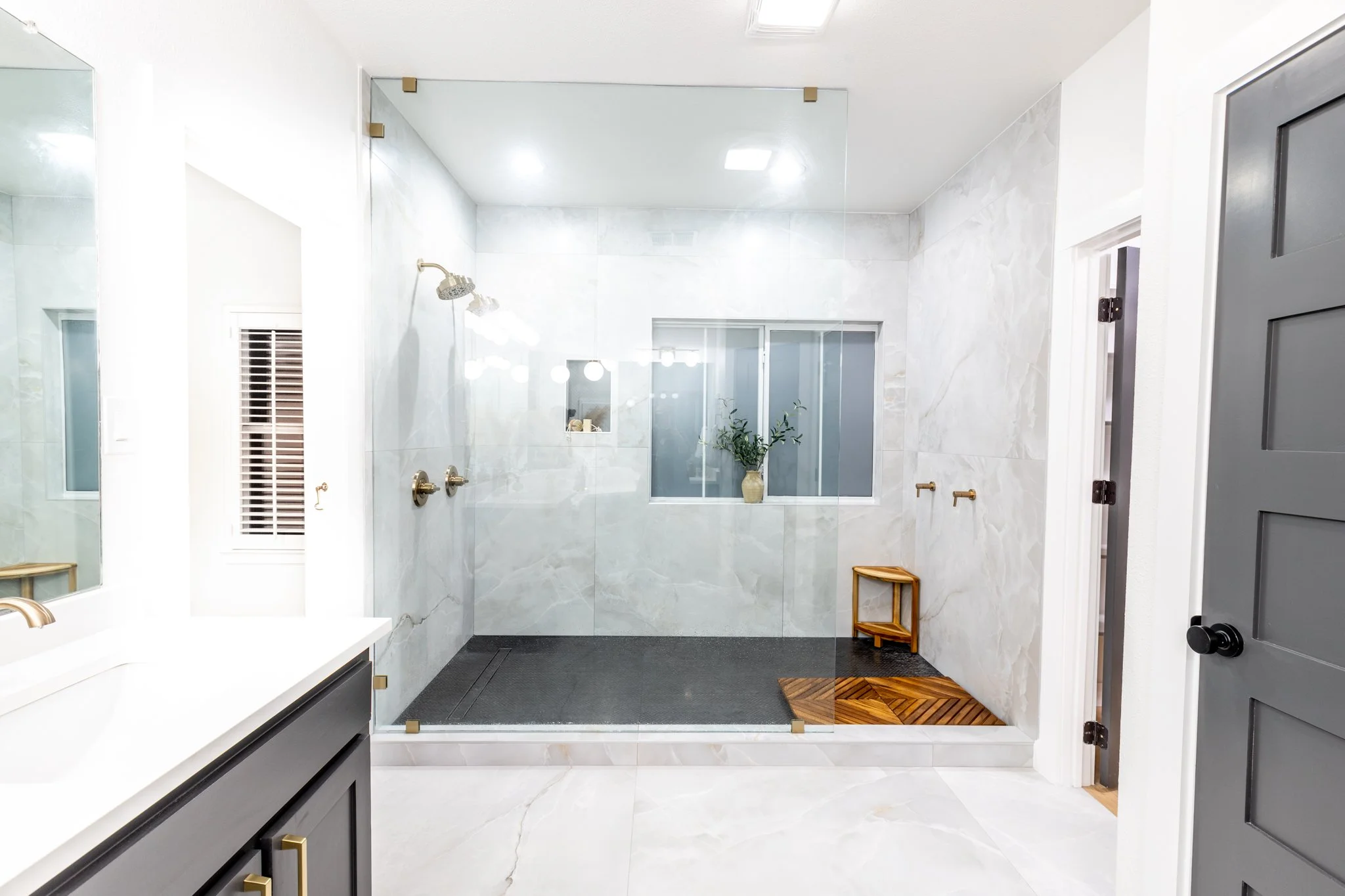 Shower 2.jpg