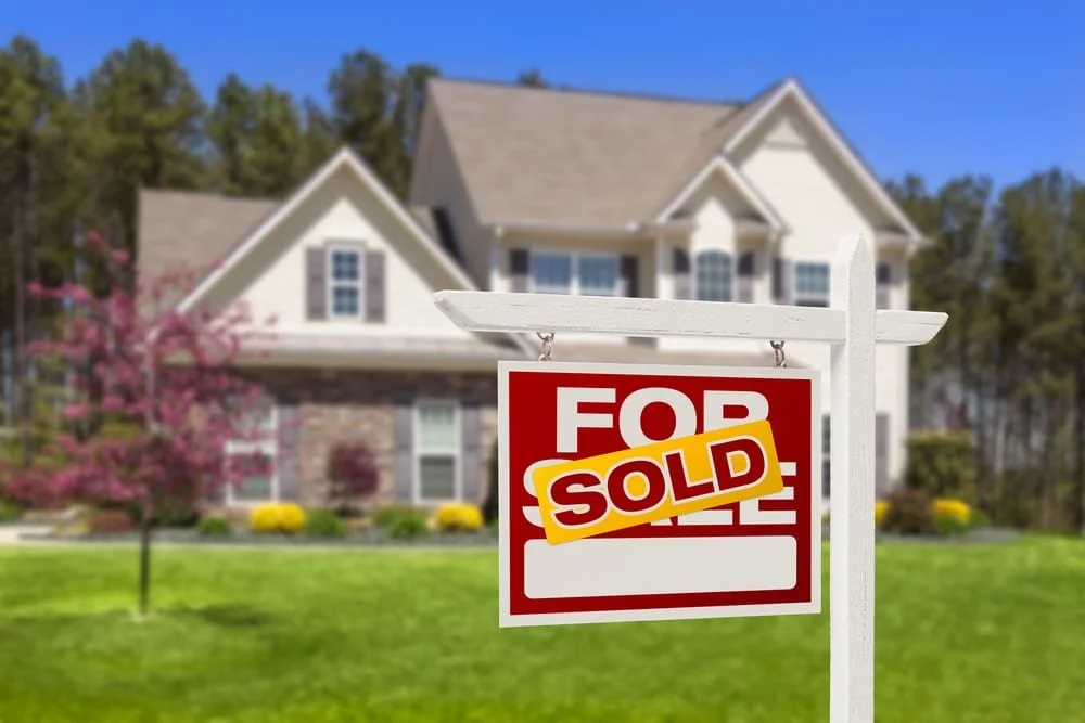 Can You Sell With A Lien On Your House in Tennessee?