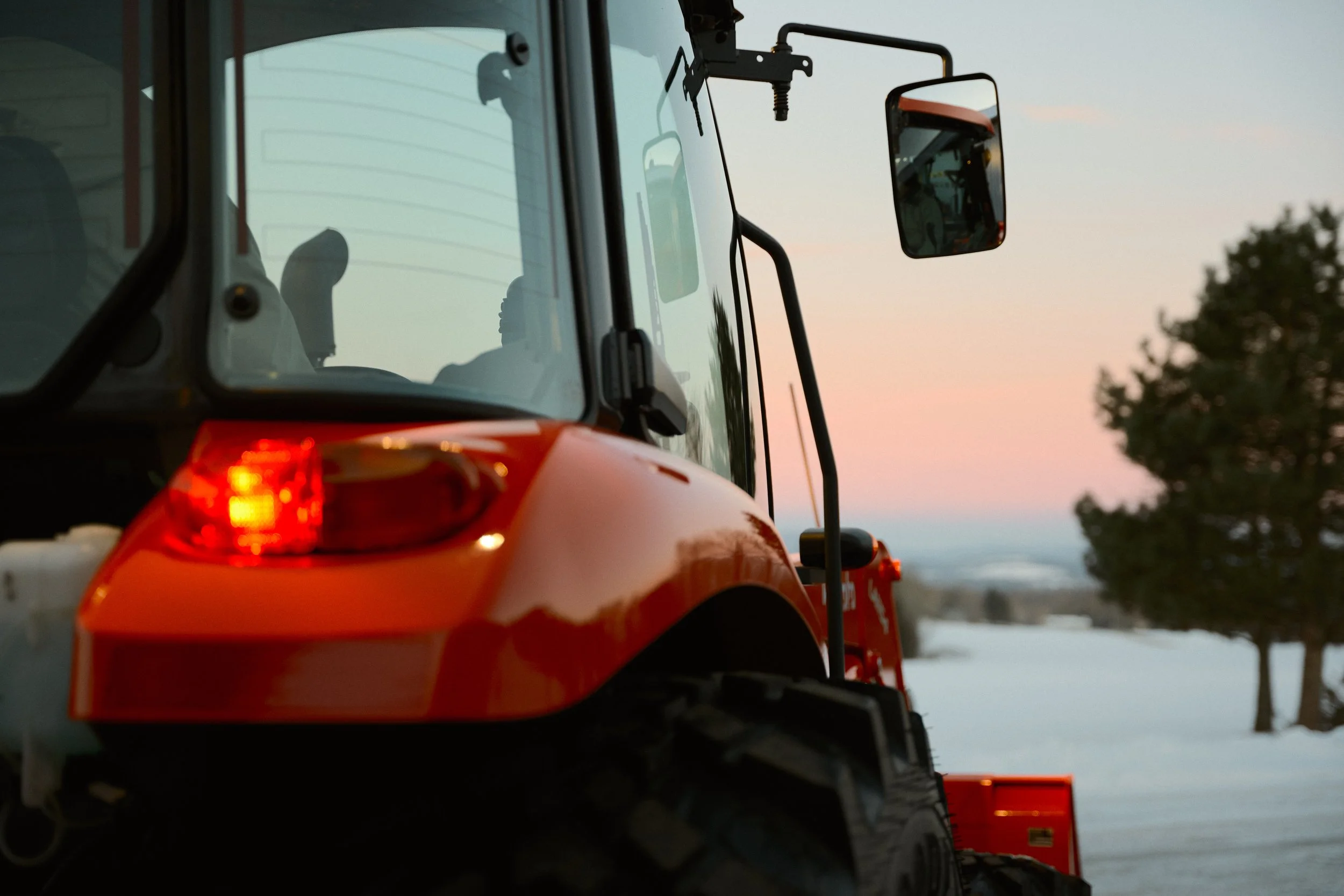 2024_February_Vermont_M7060_Front Blade_Blower_078.jpg