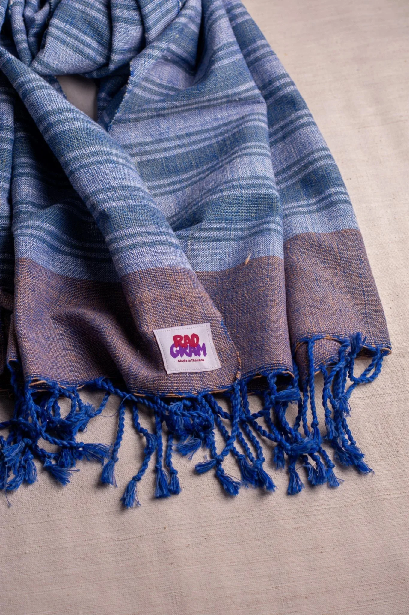 scarf+detail.jpg