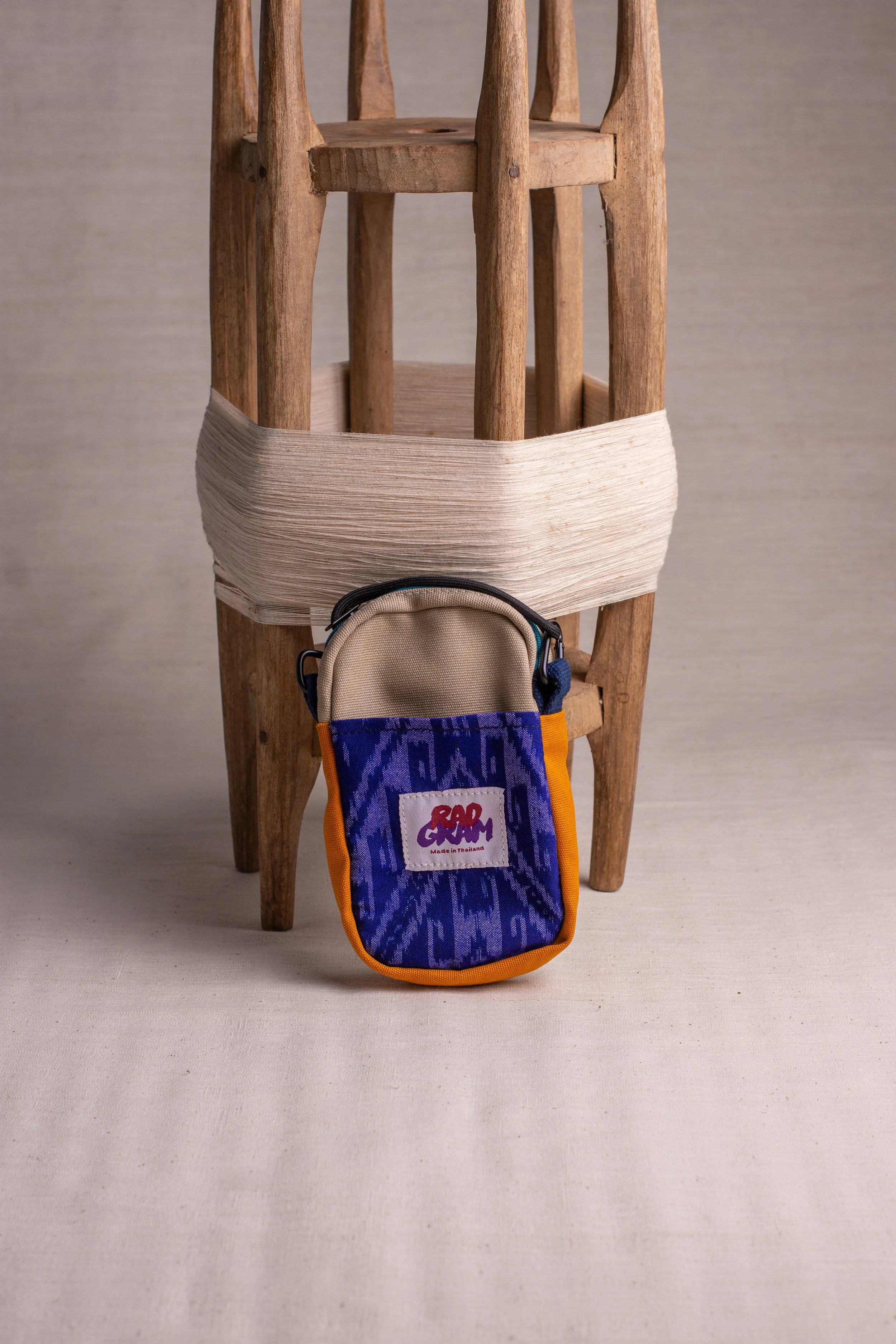 sling bag blue sinh.jpg