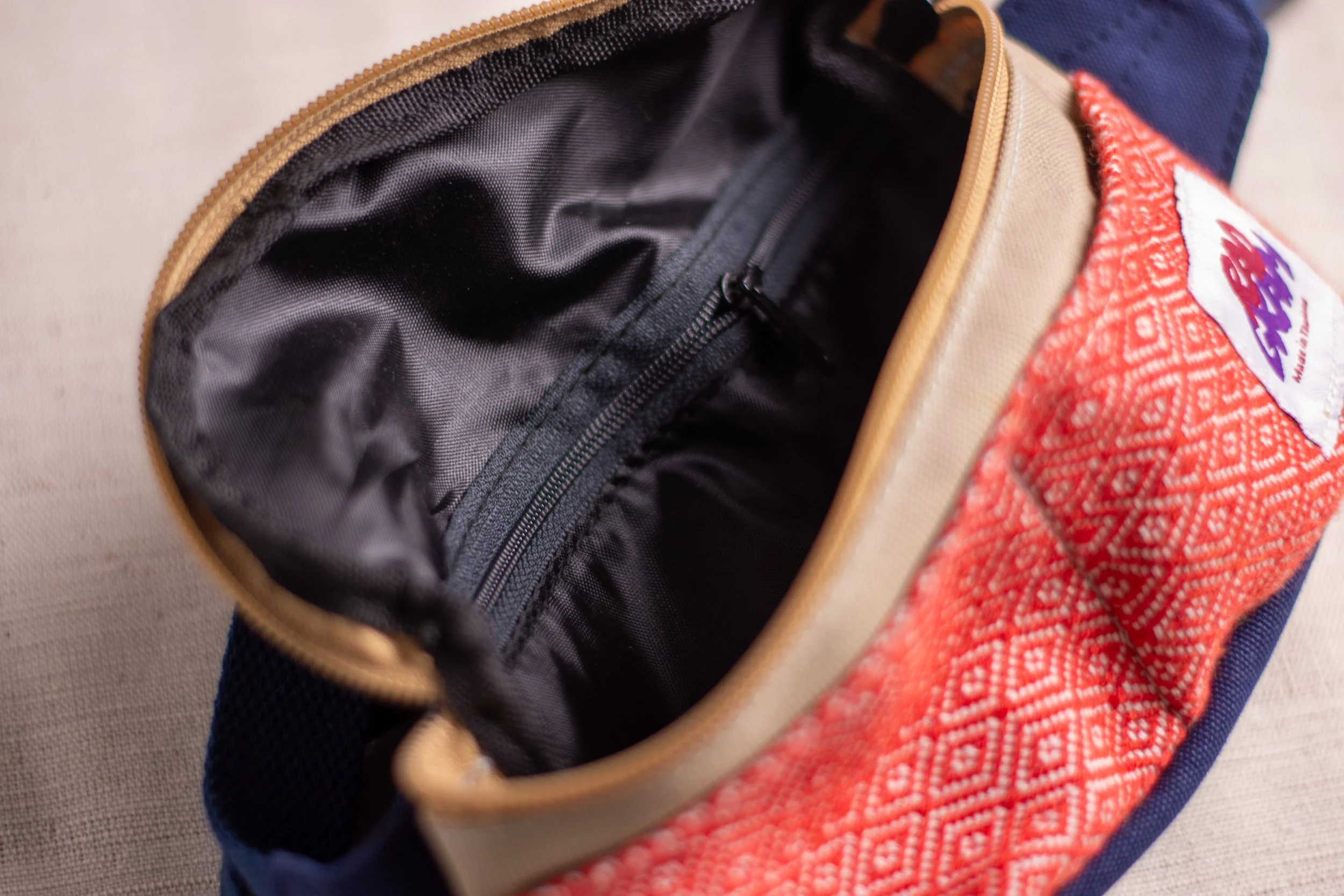 fanny pack detail.jpg