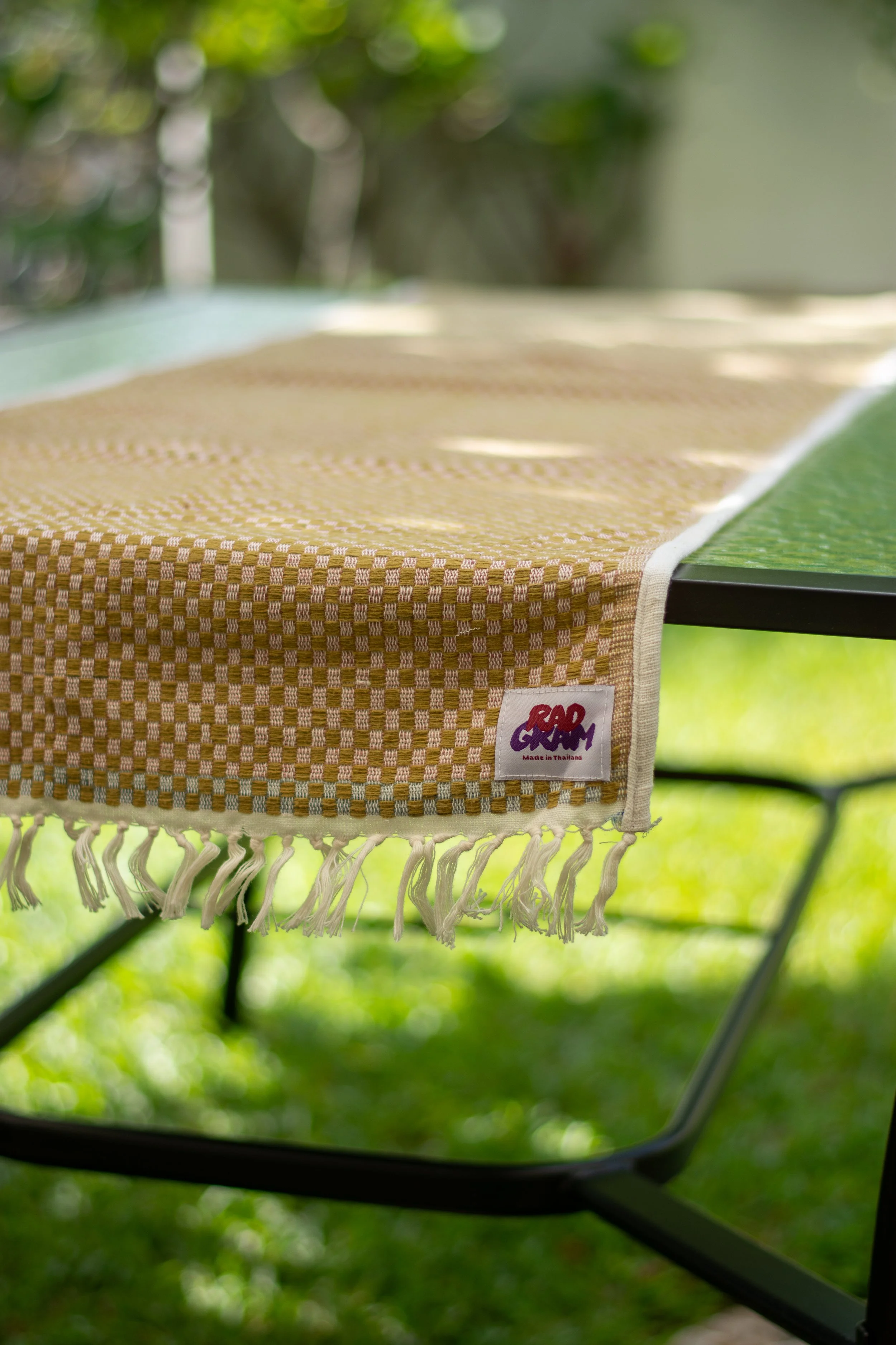 Table runner checkered.jpg