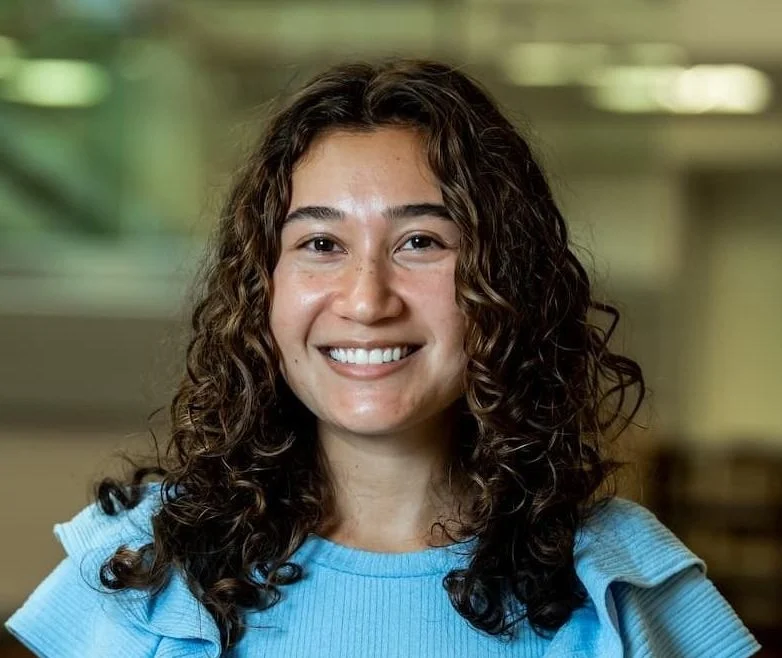 Congrats to Caroline Kominick who was awarded a McNulty Fellowship for the 2023-24 school year!