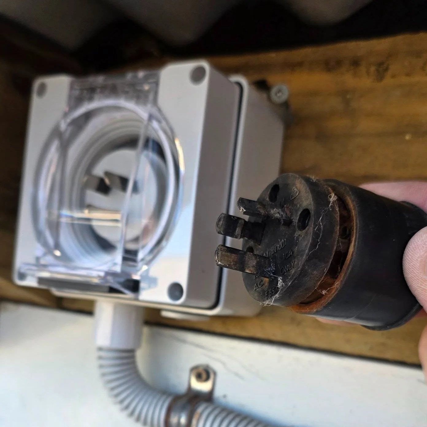 I reckon we caught this one just in time! 😅

A special client of ours had this outdoor walk in freezer running off this dodgy old plug-top! Full of rust and falling apart it was time to swap it out for a much safer IP66 inlet.